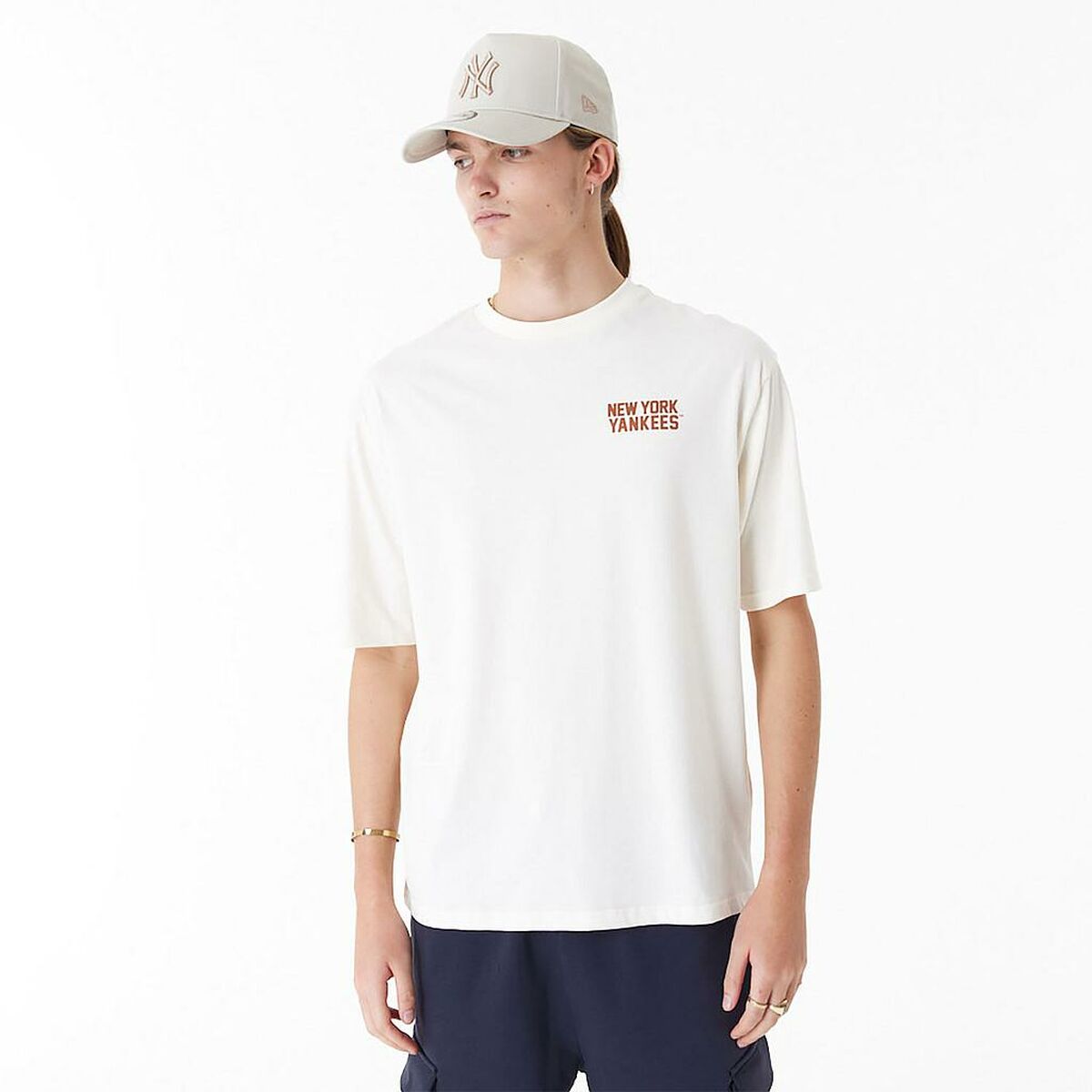 Sporttröja med ärmar New Era  WORDMARK OS TEE NEYYAN 60435536  Vit