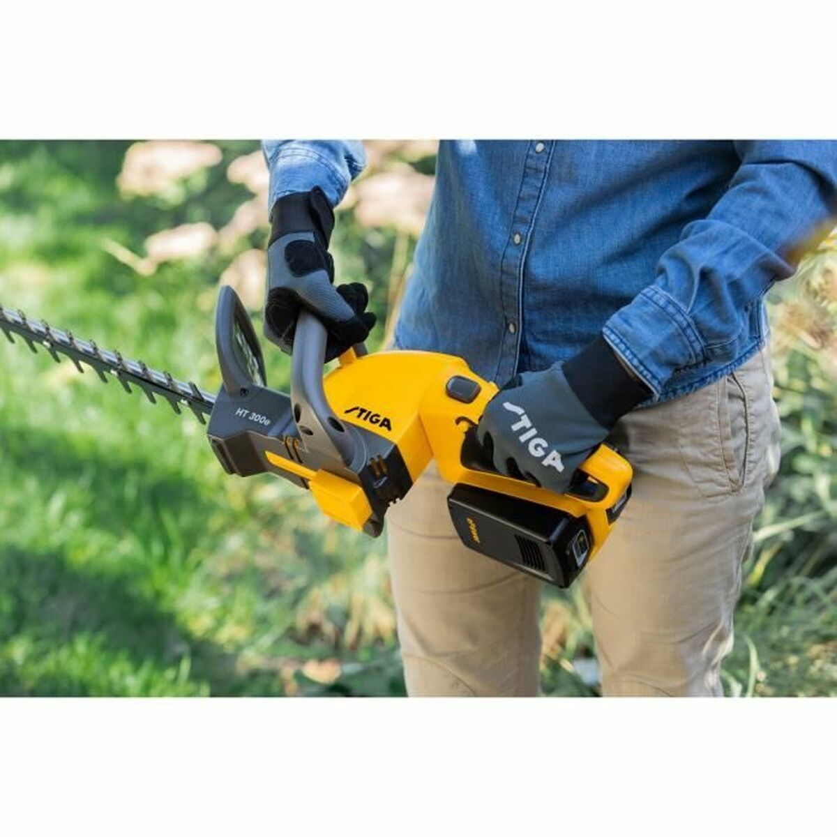 Häcktrimmer STIGA HT300e 400 W 20 V - 2