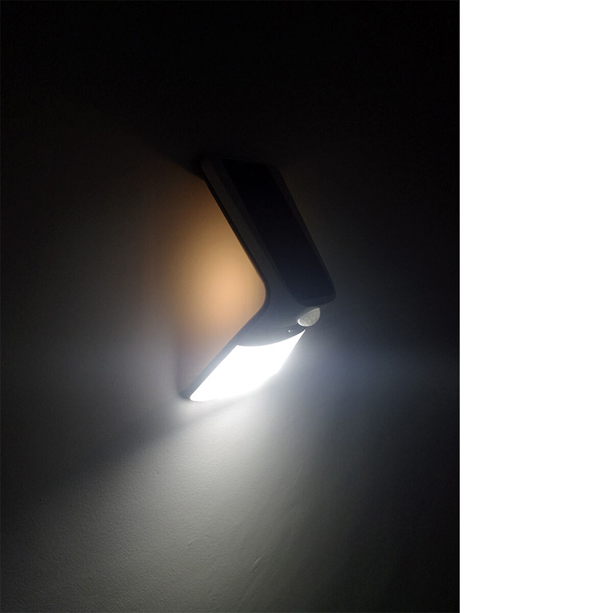 LED lampa med rörelsesensor EDM 31843 Vit polypropen 3,5 W - 10