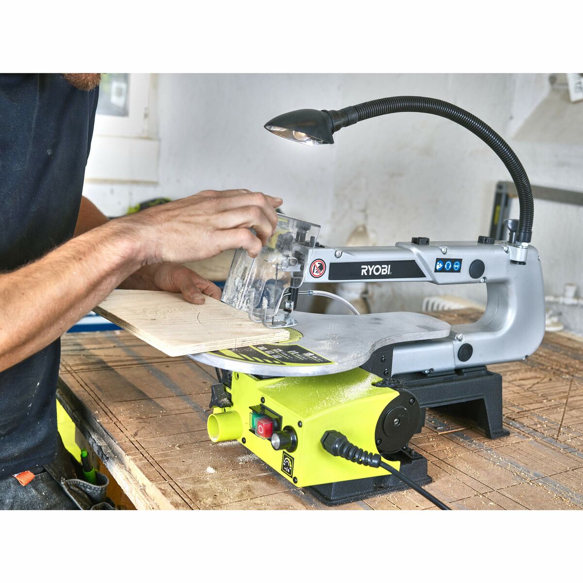Cirkelsåg Ryobi 5133002860 125 W - 6
