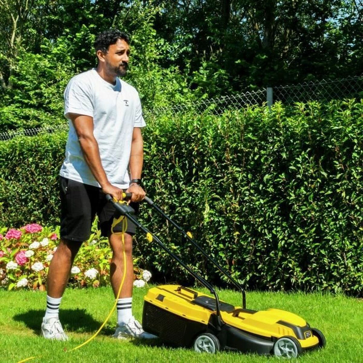 Gräsklippare Powerplus POWEG62205 30 L 1300 W 230 V 32 cm 20-70 mm - 3