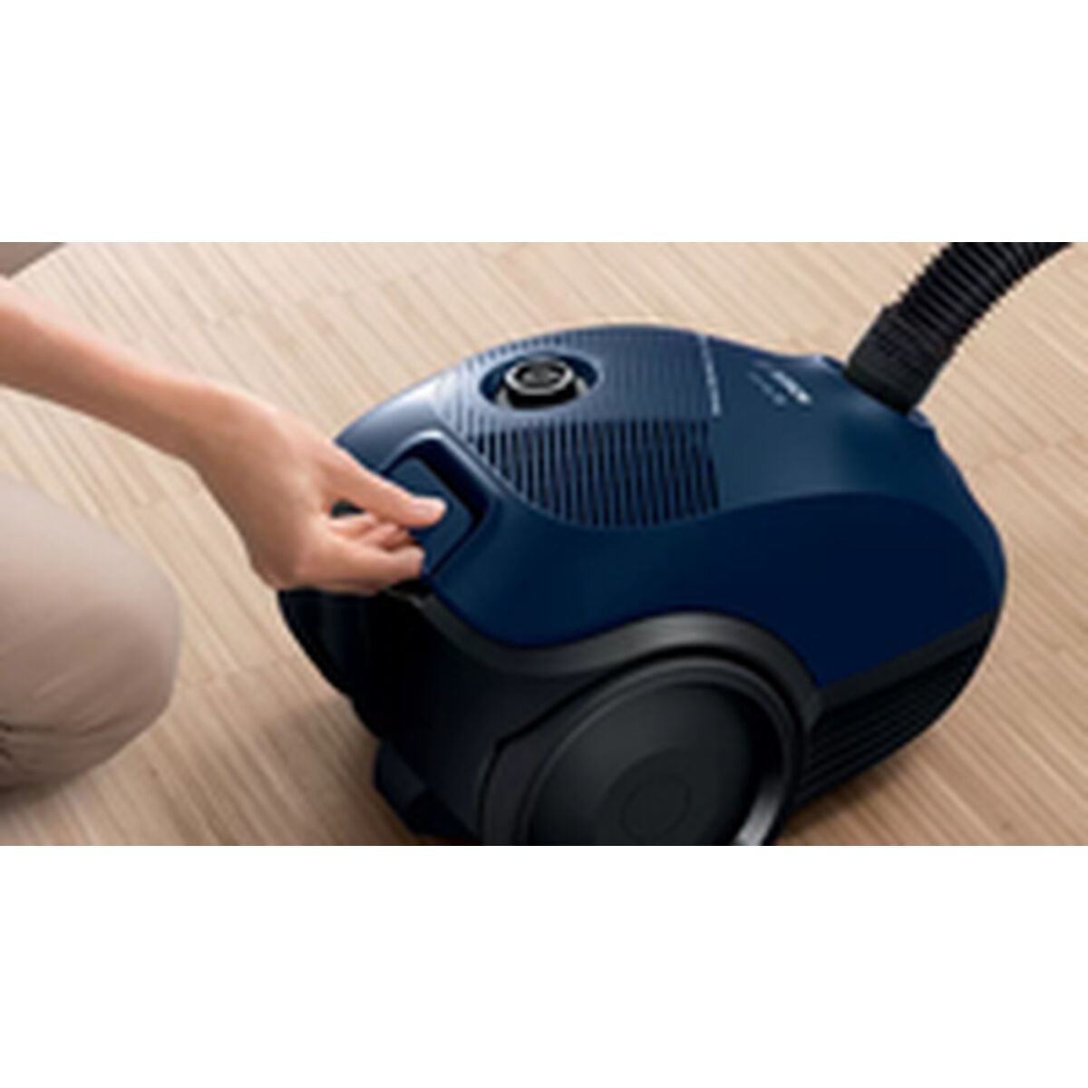 Utsug BOSCH BGBS2BU1T Blå 850 W - 8