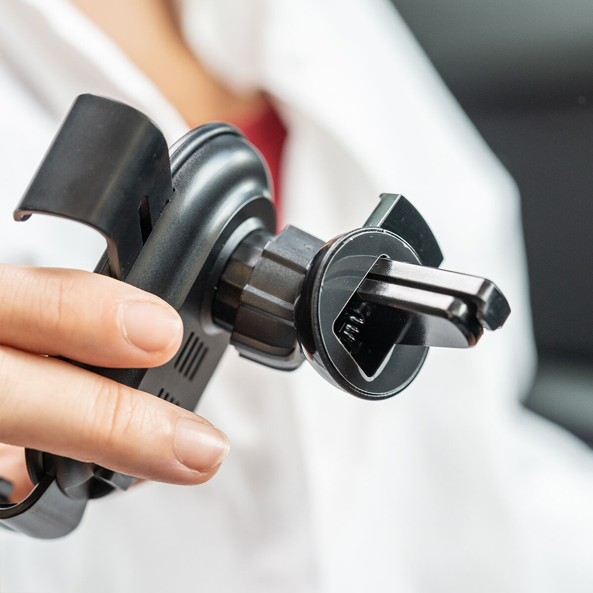 Hållare med trådlös snabbladdare för bilen Chakar InnovaGoods - 4