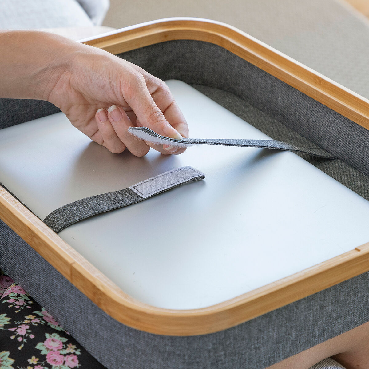 Transportabelt skrivbord för bärbara datorer med förvaringsfack Larage InnovaGoods - 22