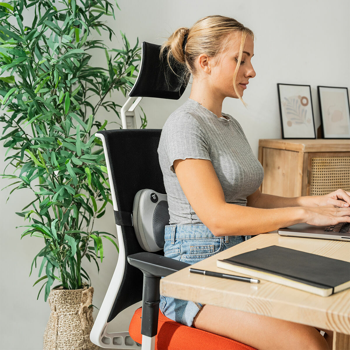 Kompakt Laddningsbar Shiatsu-massageapparat InnovaGoods Grå Infraröd värme 2 ergonomiska, roterande och dubbelriktade huvuden (R - 3