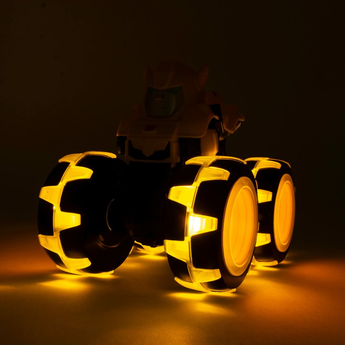 Lastbil med ljus och ljud Tomy Transformers (Renoverade B) - 7