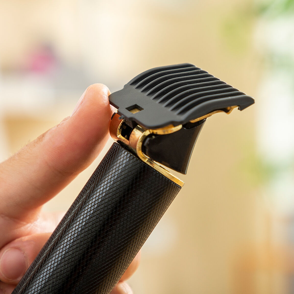 Professionell uppladdningsbar hårtrimmer med tillbehör Triher InnovaGoods - 12