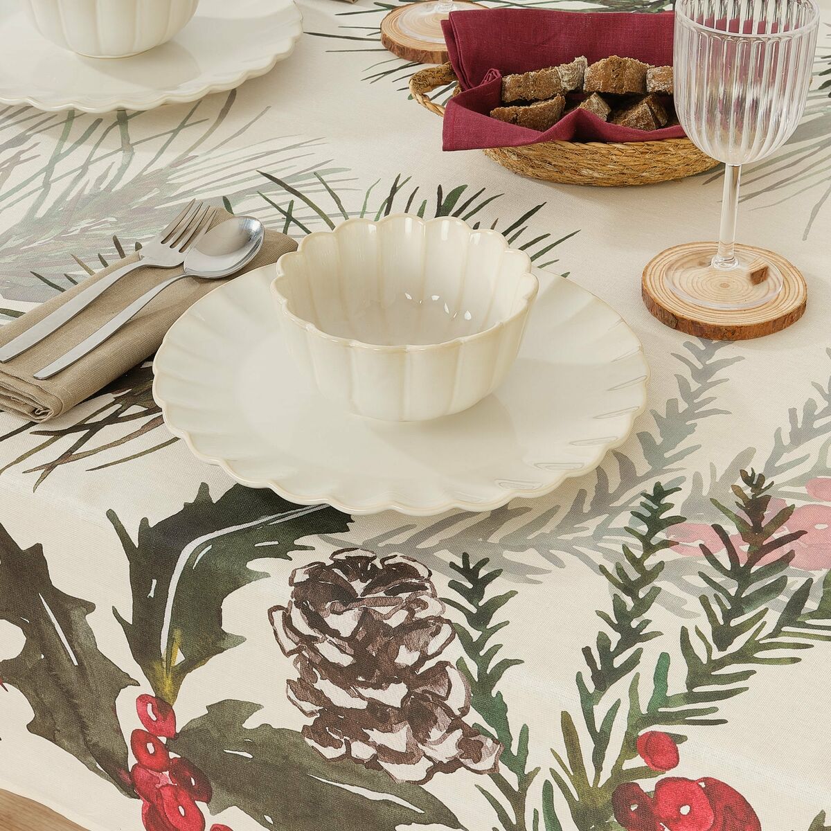 Fläckresistent bordsduk i harts Belum Christmas Flowers Vit Brun Röd Grön 200 x 150 cm - 3