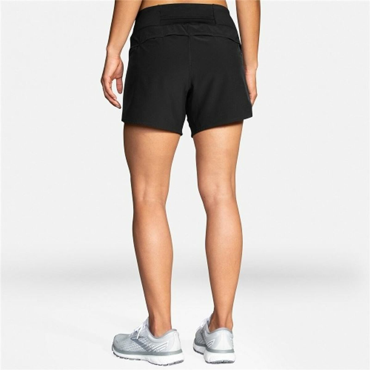 Sportshorts för kvinnor Brooks Chaser 5" Svart - 2
