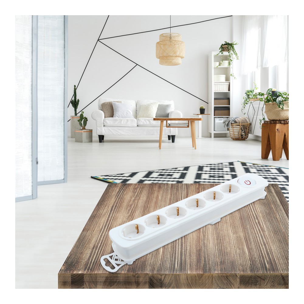 Förgreningslist 6 Tomas med Brytare TM Electron 3680 W - 2