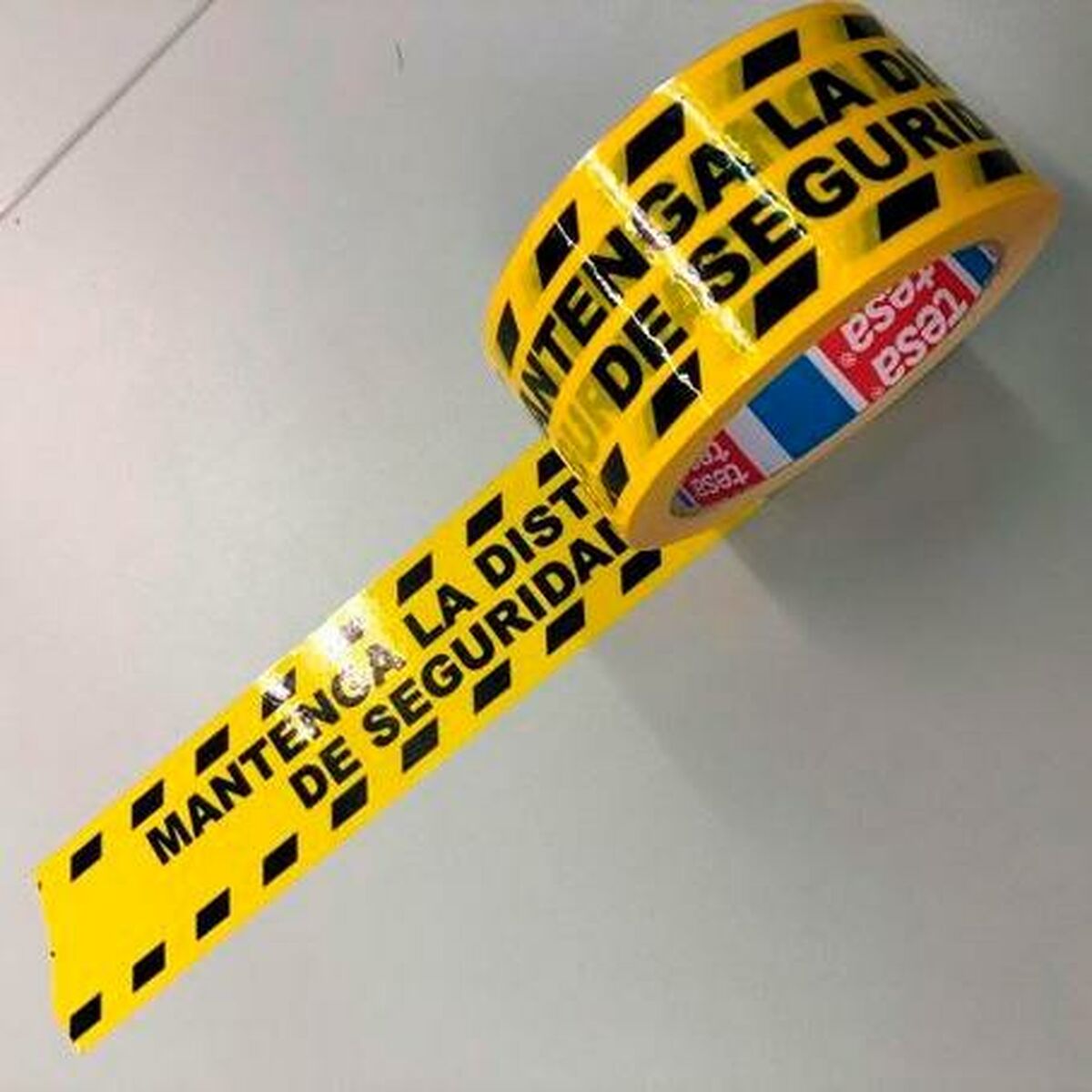 Självhäftande band TESA Gul Svart 33 m - 2