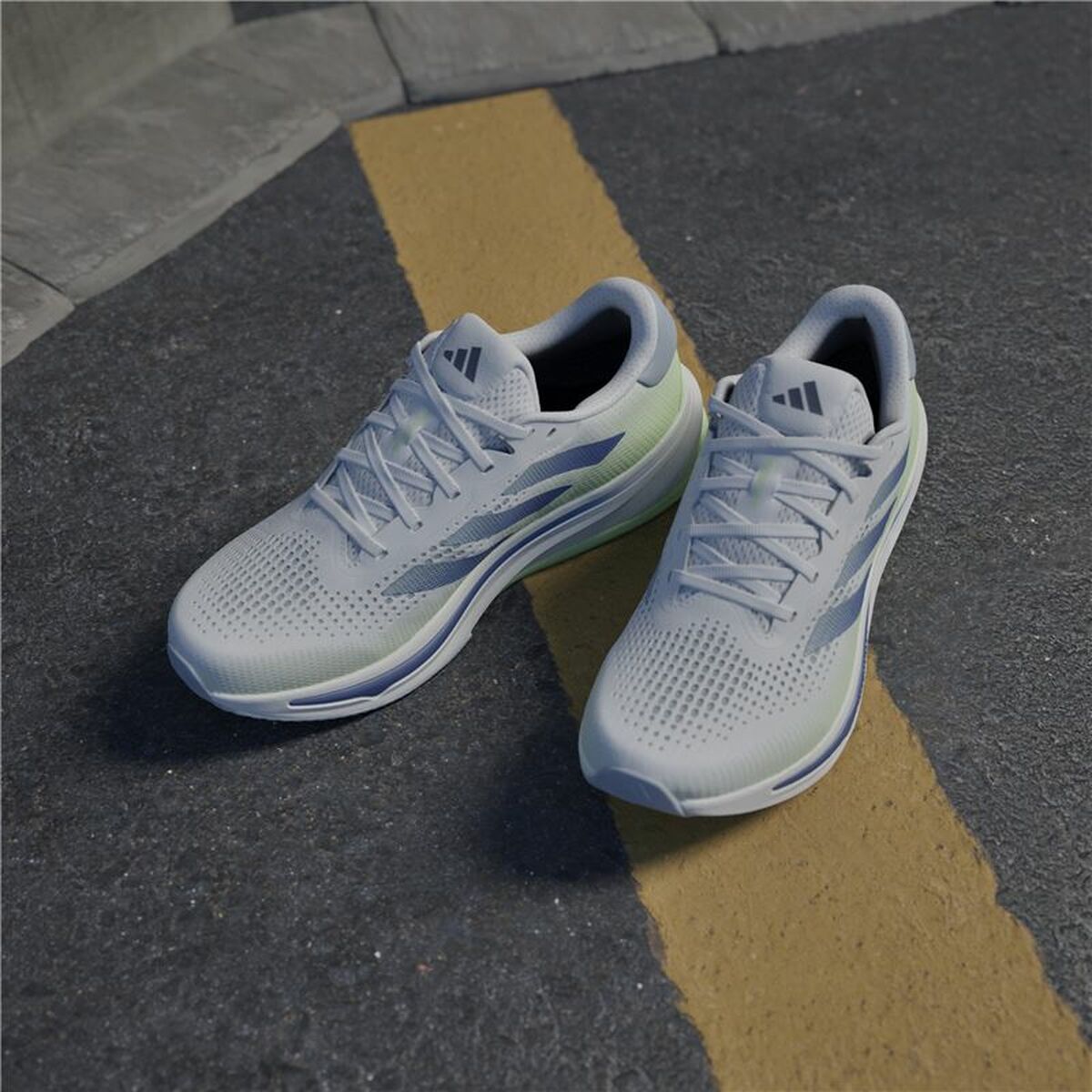 Löparskor, Vuxna Adidas Supernova Rise Vit Ljusgrön - 3