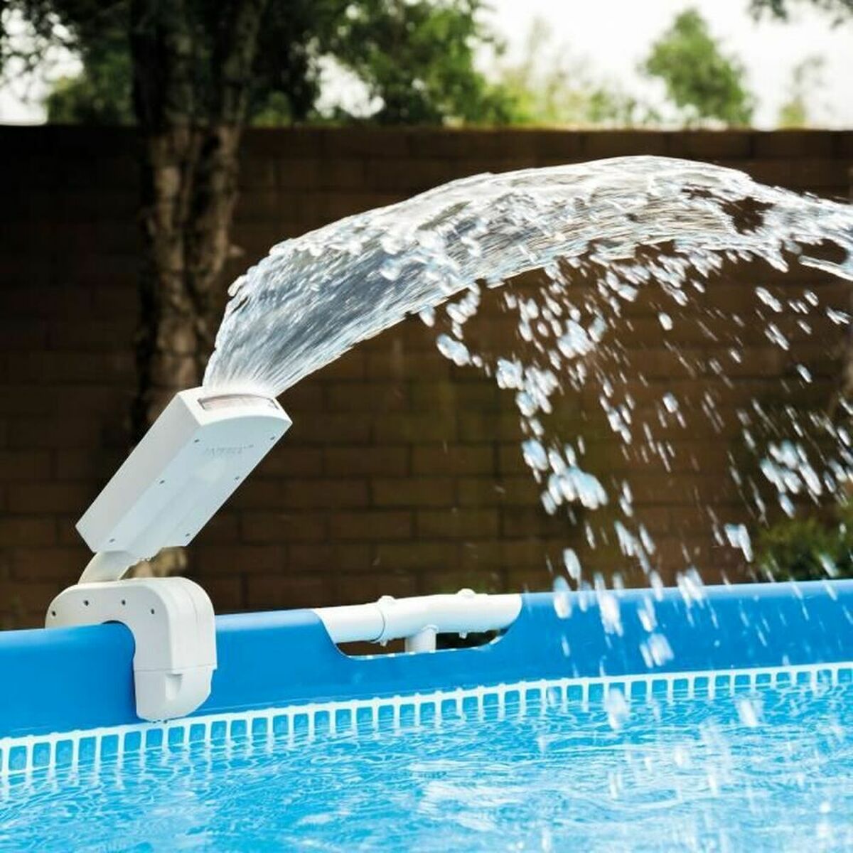 Dricksfontän LED Intex MULTI-COLOR LED POOL SPRAYER
