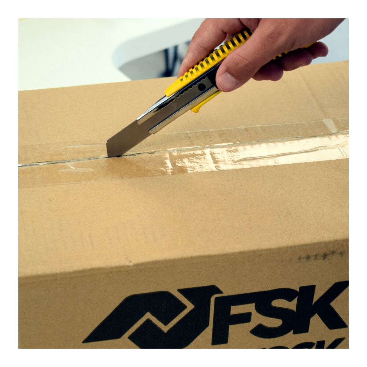 brytbladskniv Ferrestock Gul 18 mm - 7