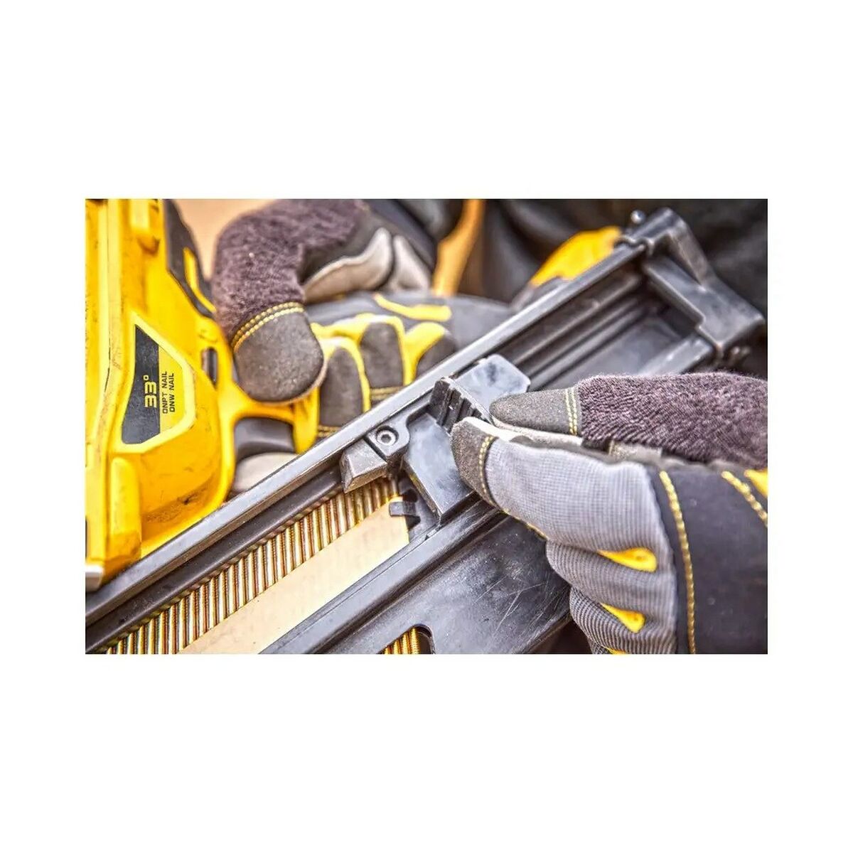 Häftapparat Dewalt DCN930N-XJ 18 V - 3