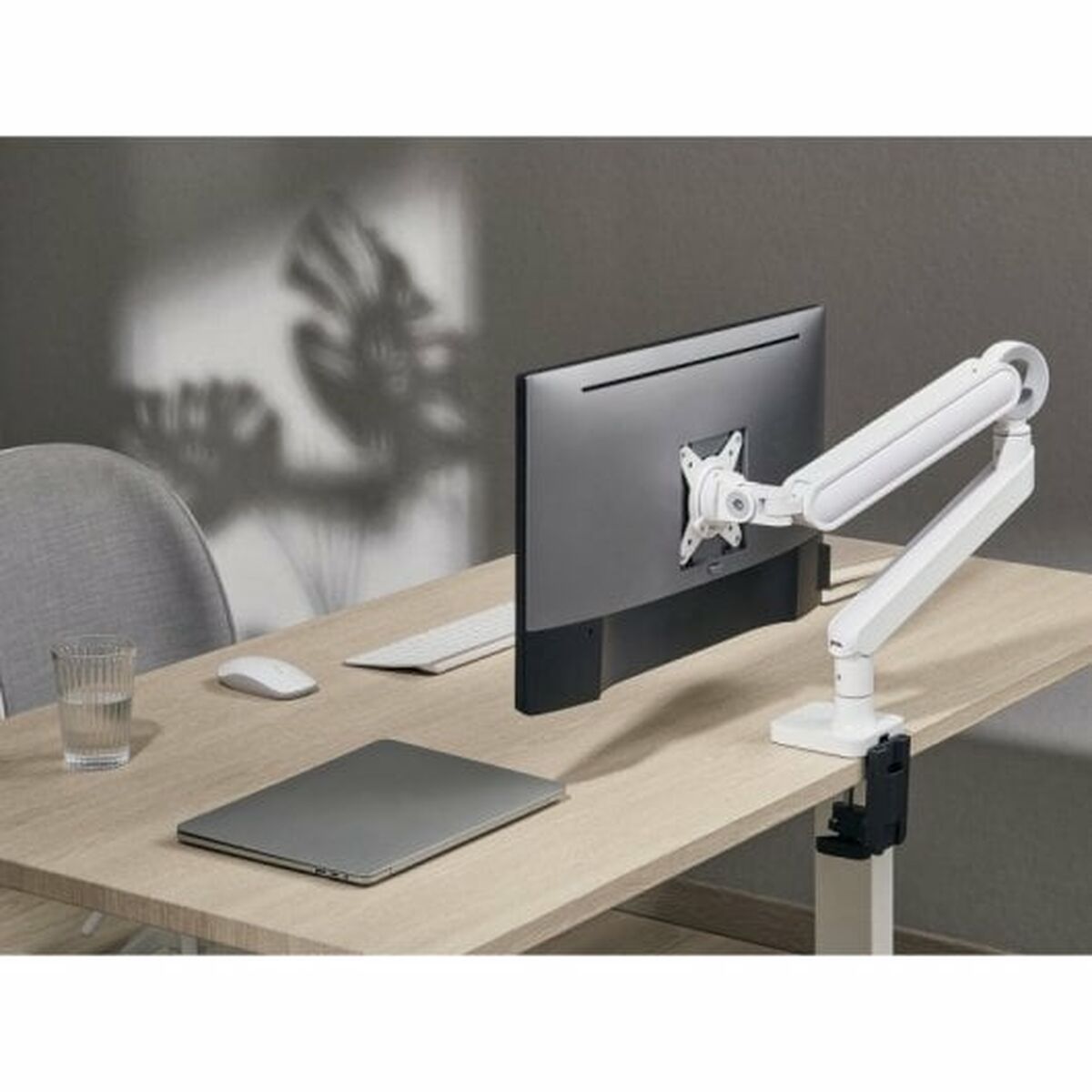 Bordfäste för Skärm Equip 17" - 7