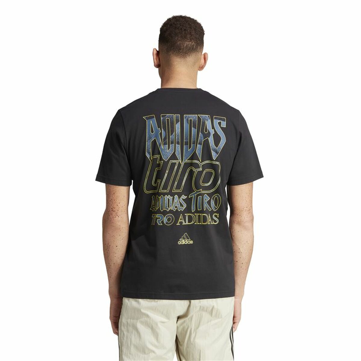 T-shirt med kortärm Herr Adidas Ss Tiro Sum 2 - 3