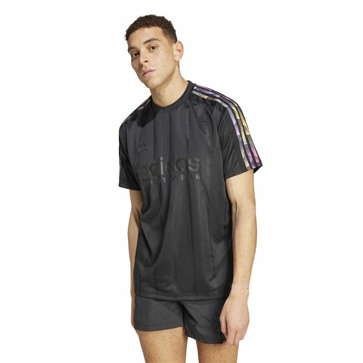 T-shirt med kortärm Herr Adidas Tiro Q2 - 2