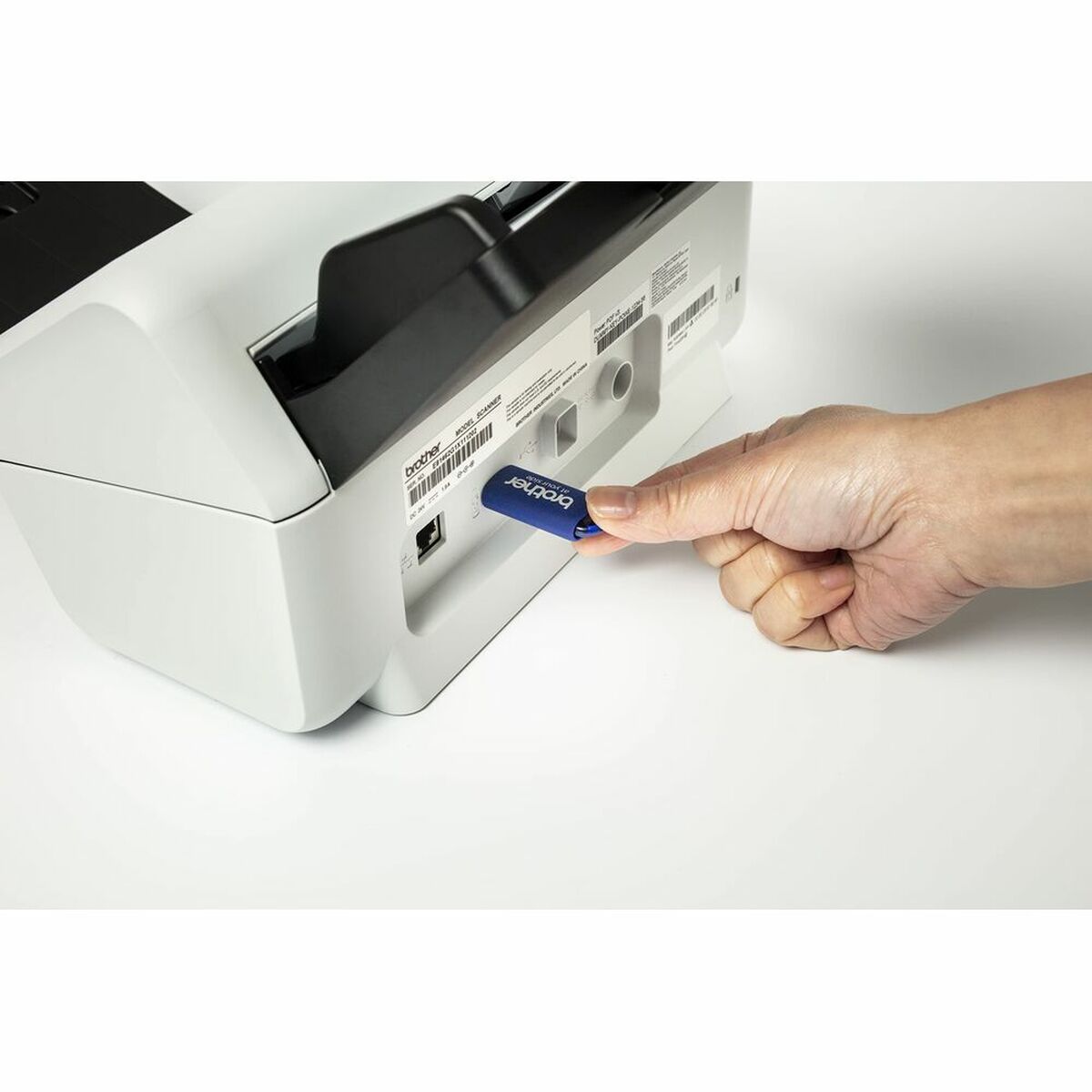 Skanner Brother ADS4300NRE1 40 ppm - 3