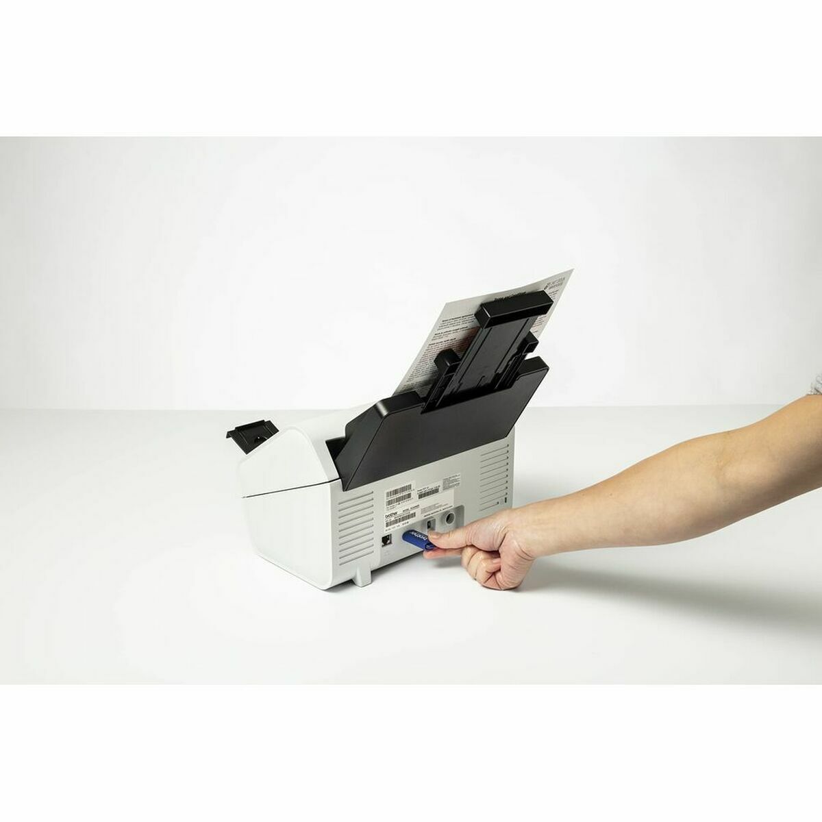 Skanner Brother ADS4900WRE1 60 ppm - 3