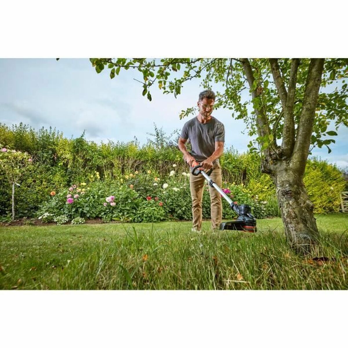 Elektrisk trimmer Black & Decker PowerCommand Pivotant BCSTE636L1-QW 36 V 36V 33 cm - 2