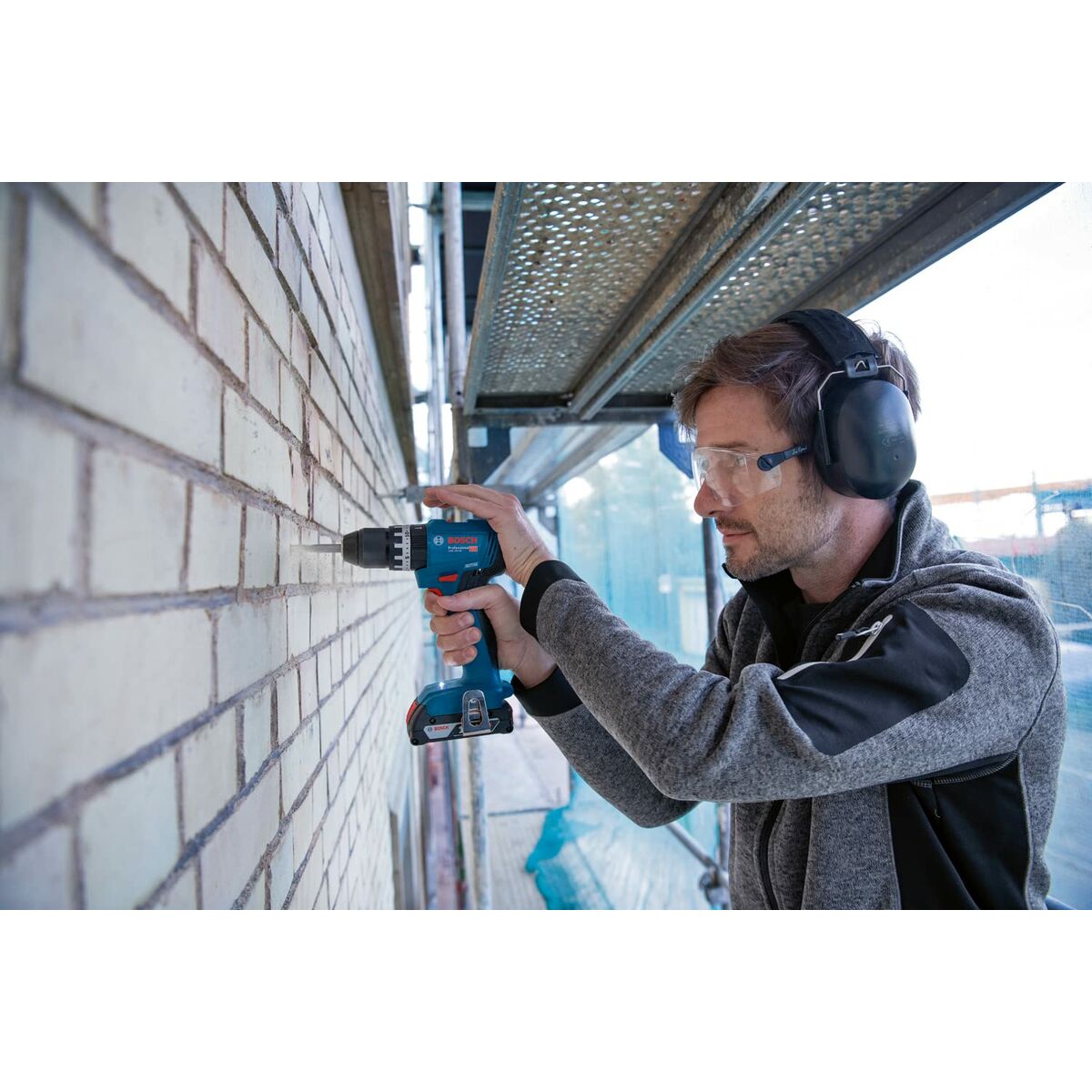 Borr/skruvdragare BOSCH GSB 18V-45 82 Delar 45 Nm - 2
