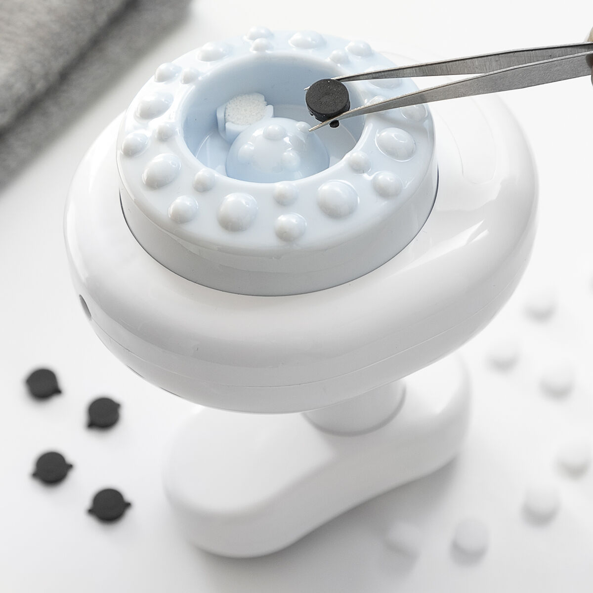 Uppladdningsbar och cellulitmotverkande sug- och massageenhet med värme Cellout InnovaGoods - 28