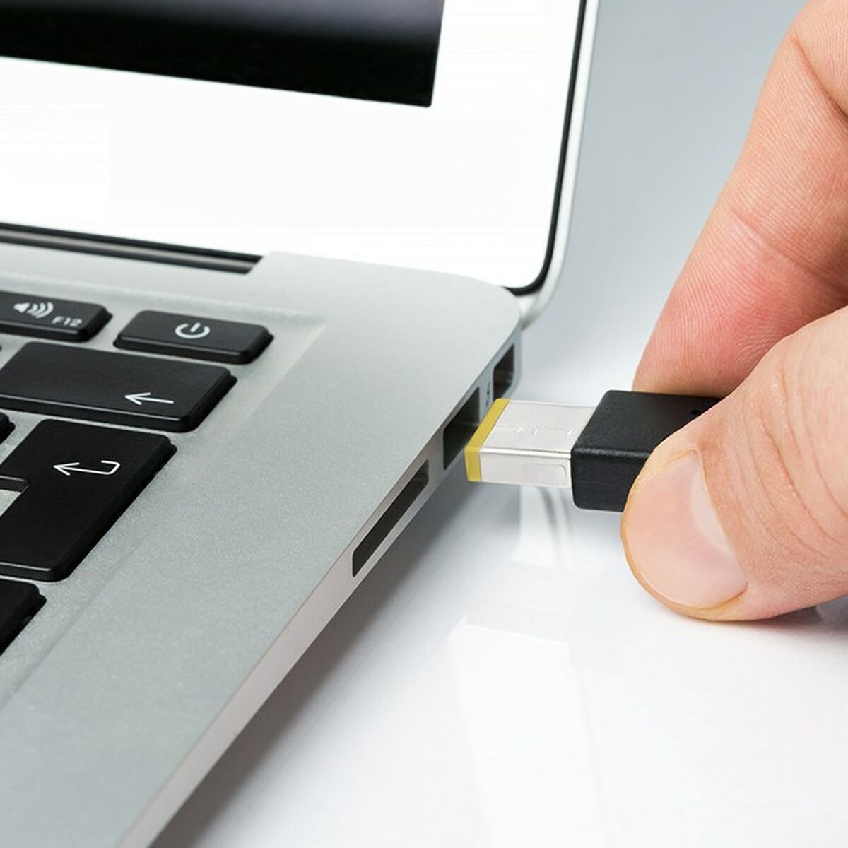Laptopladdare Qoltec 51035 45 W - 6