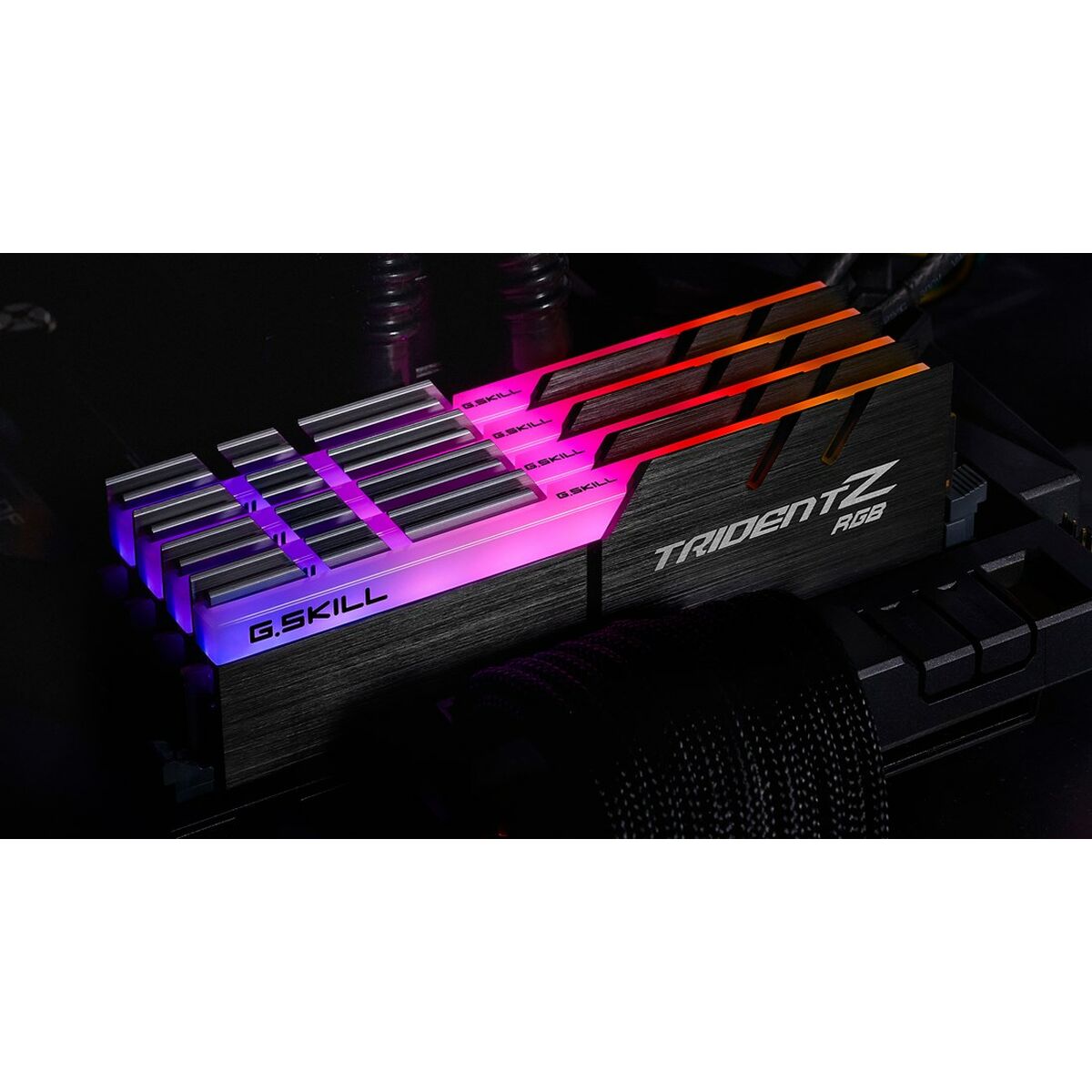 RAM-minne GSKILL F4-3200C16Q-128GTZR DDR4 128 GB CL16 - 3