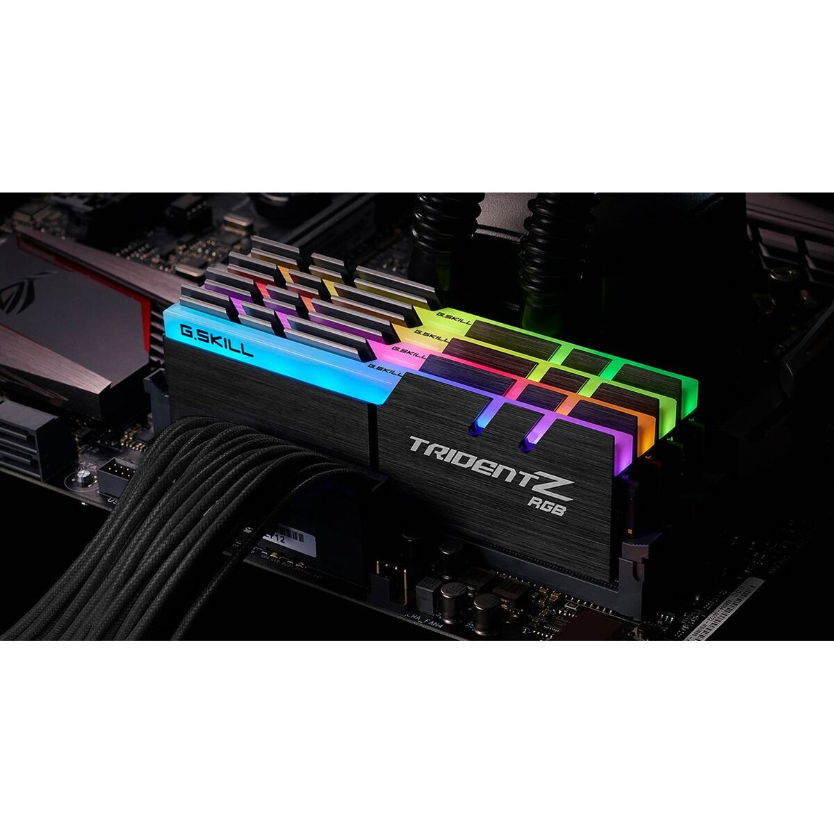 RAM-minne GSKILL F4-3200C16Q-128GTZR DDR4 128 GB CL16 - 4