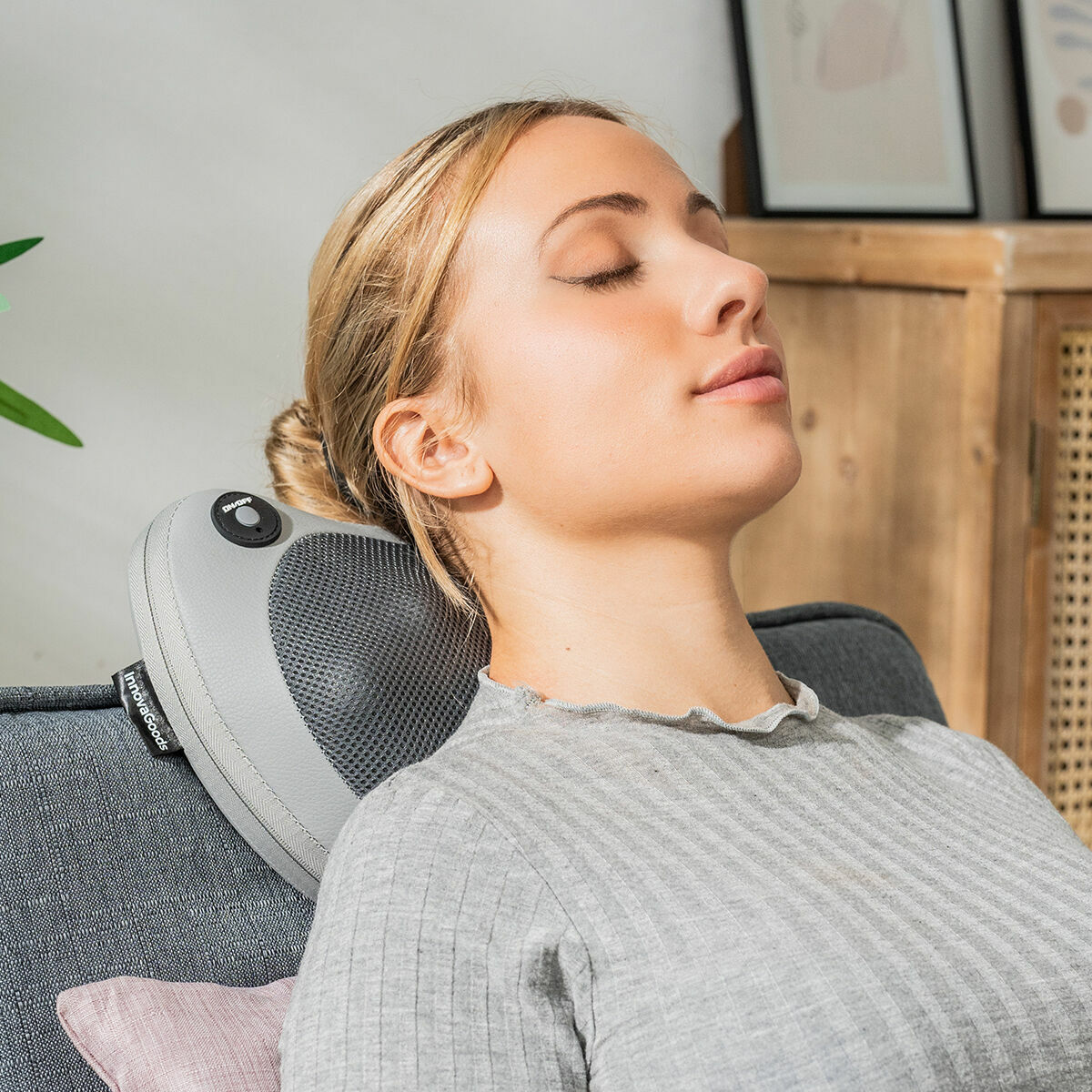 Kompakt Laddningsbar Shiatsu-massageapparat InnovaGoods (Renoverade B) - 2