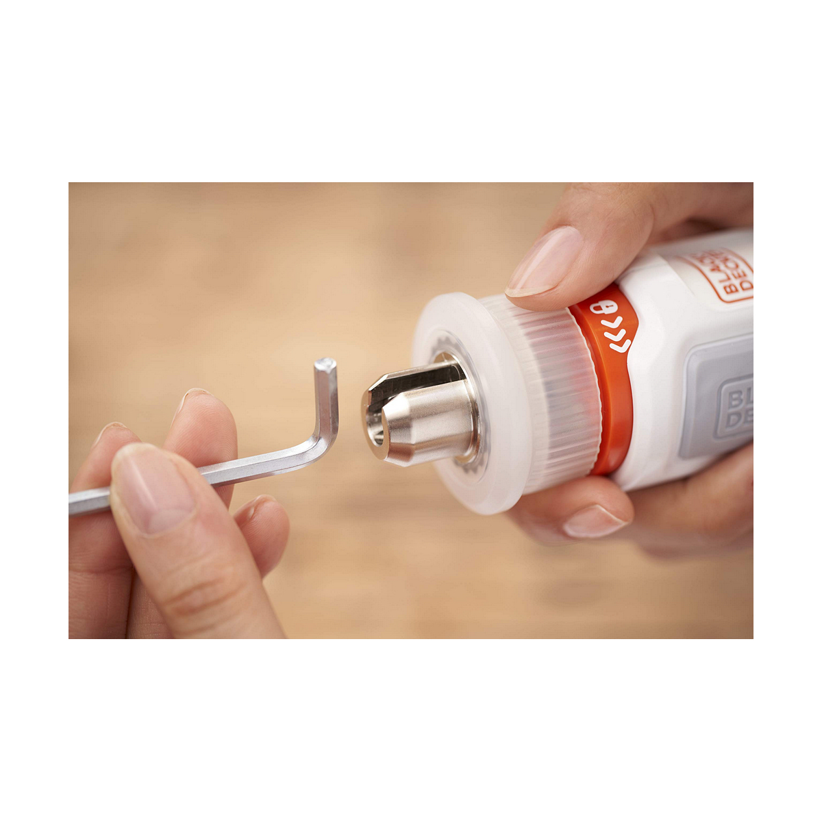 Elektrisk skruvmejsel Black & Decker BCRTA01 - 11