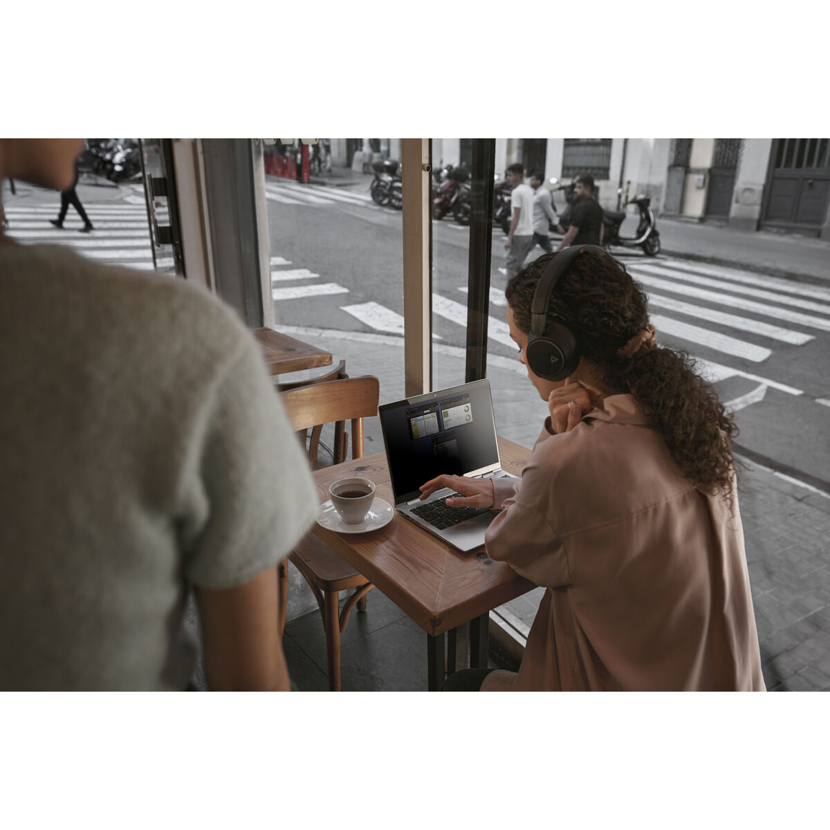 Bärbar dator HP ELITEBOOK 840 G7 16 GB RAM 256 GB SSD - 2