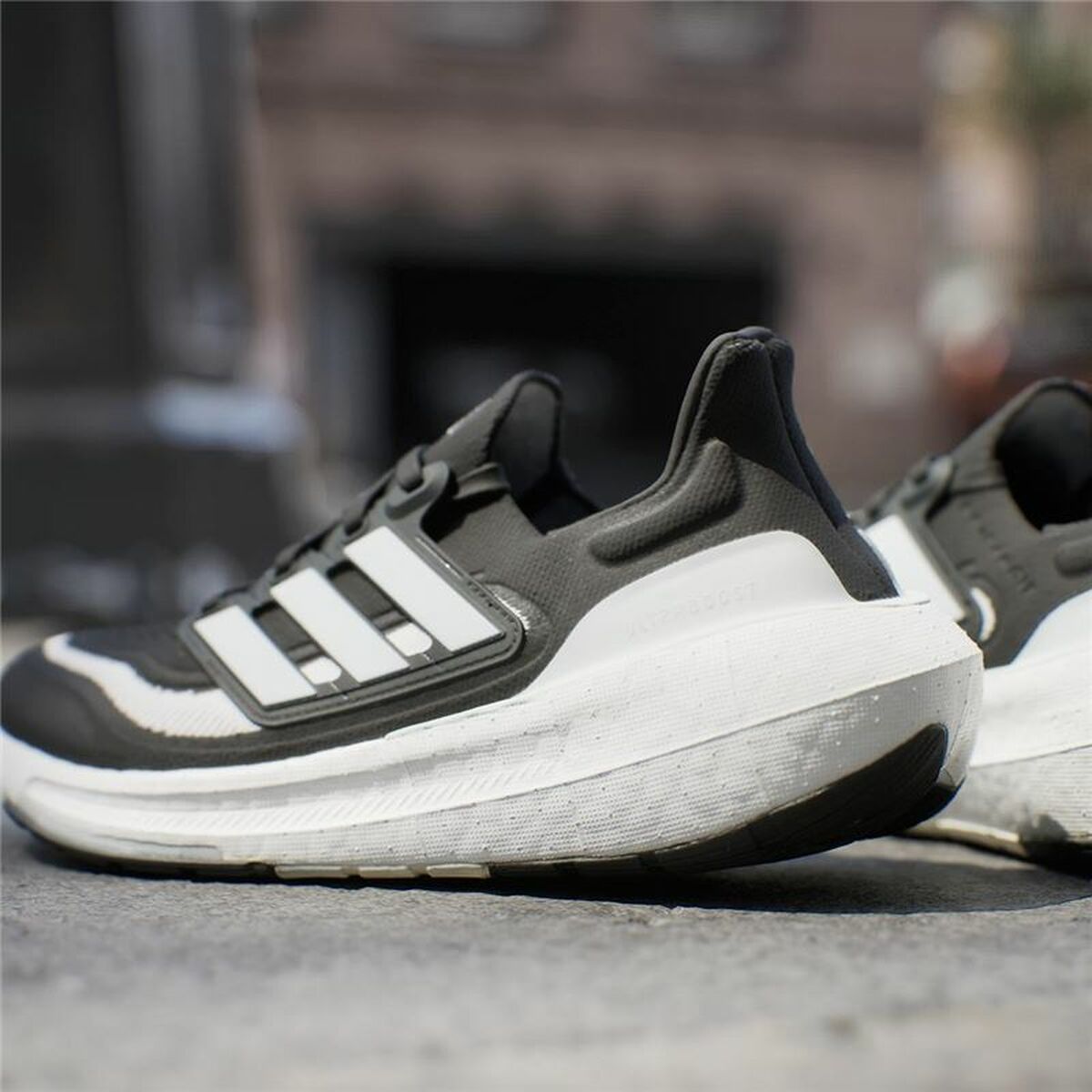 Gymnastiksko, Dam Adidas Ultra Boost Light Vit Svart - 6