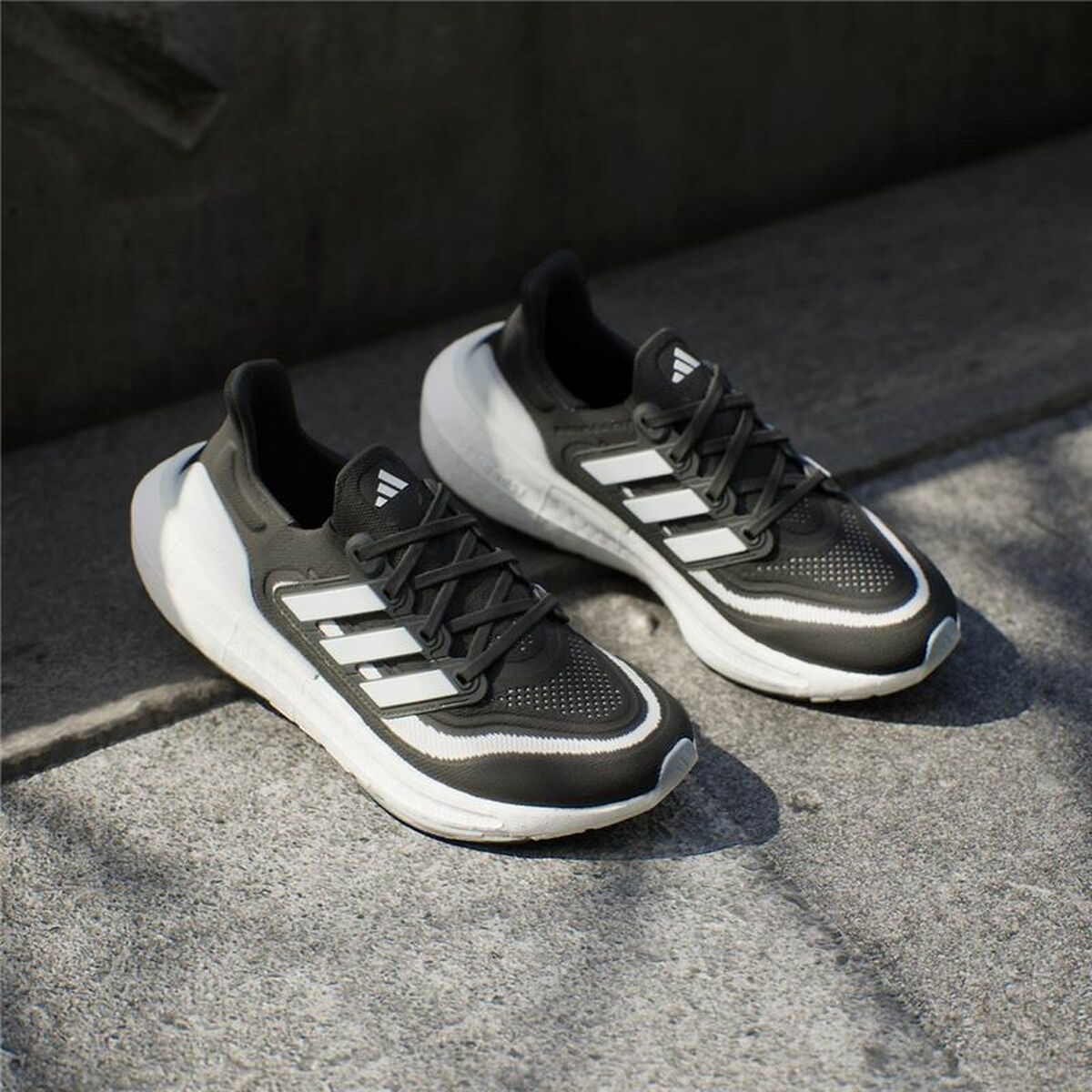 Gymnastiksko, Dam Adidas Ultra Boost Light Vit Svart - 4