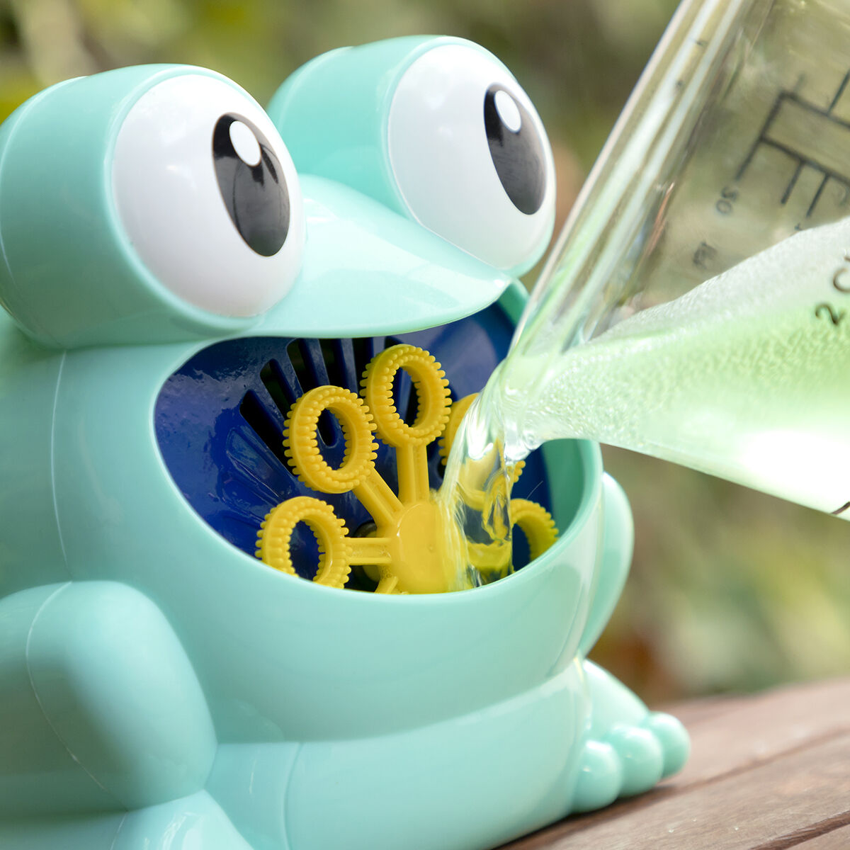 Automatisk såpbubbelmaskin Froggly InnovaGoods - 19