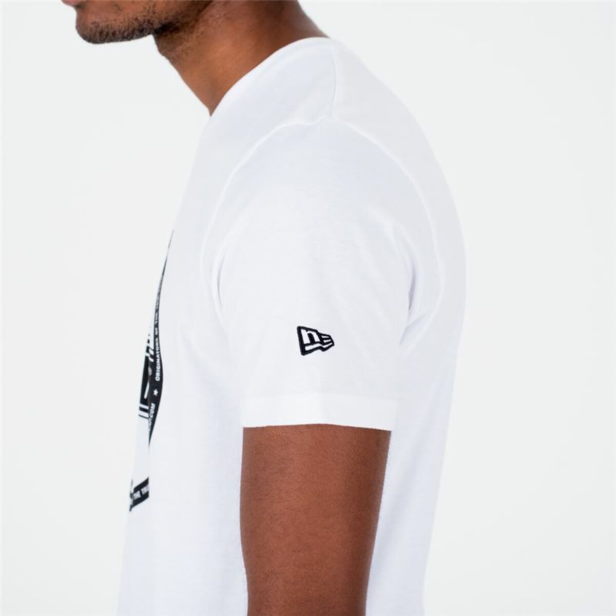 T-shirt med kortärm Herr New Era  Essential Visor Sticker Vit - 4