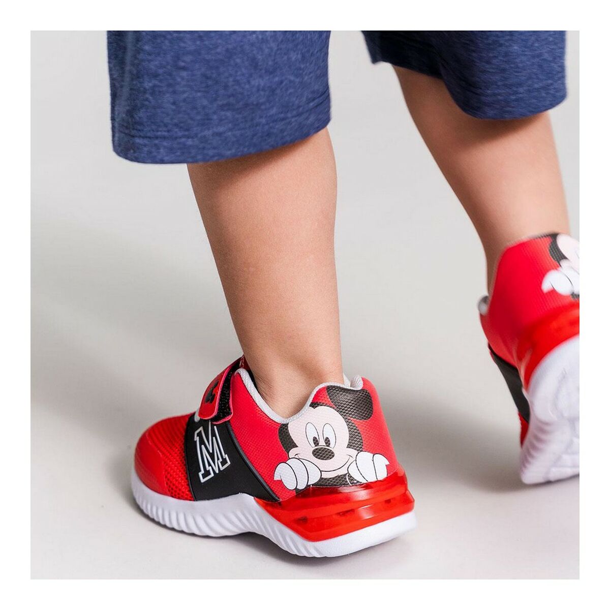 Sportskor med LED Mickey Mouse - 7