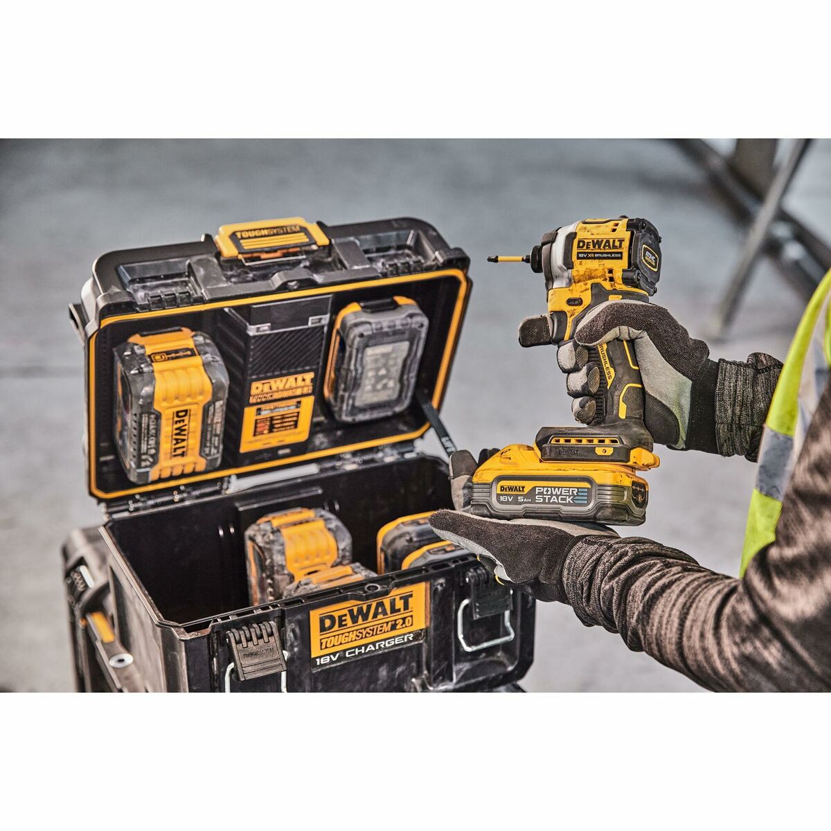 Batteriladdare Dewalt DWST83471 - 4
