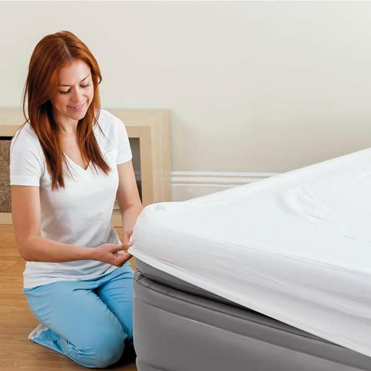 Uppblåsbar madrass Intex Queen Comfort Elevated 152 x 51 x 203 cm - 4
