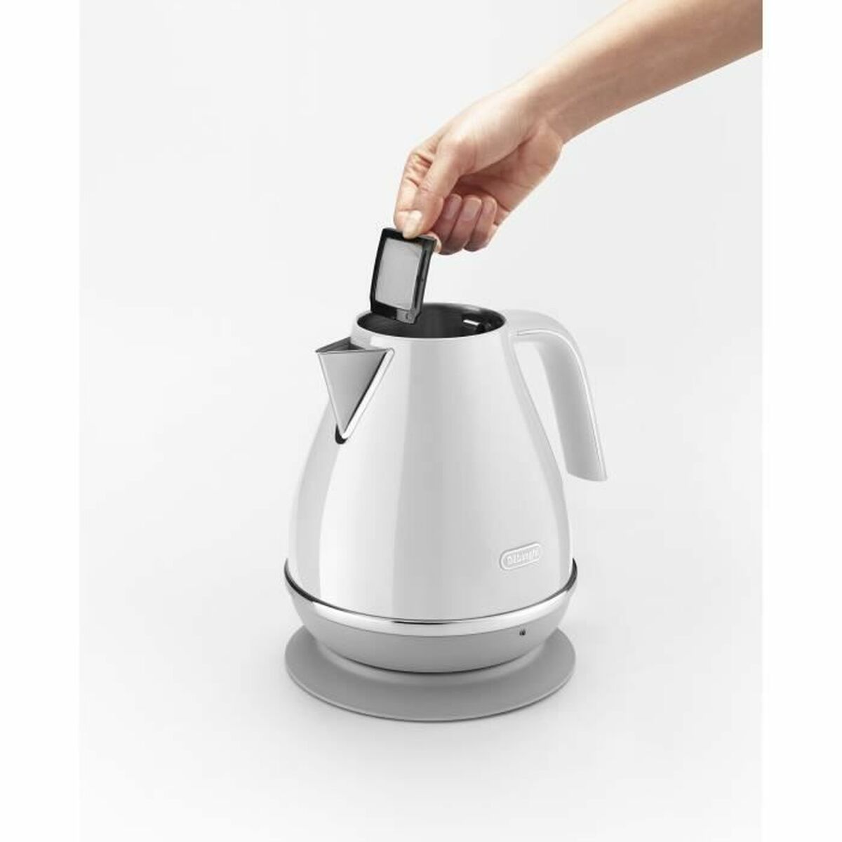 Vattenkokare DeLonghi Vit Rostfritt stål 1,7 L 2000 W - 3