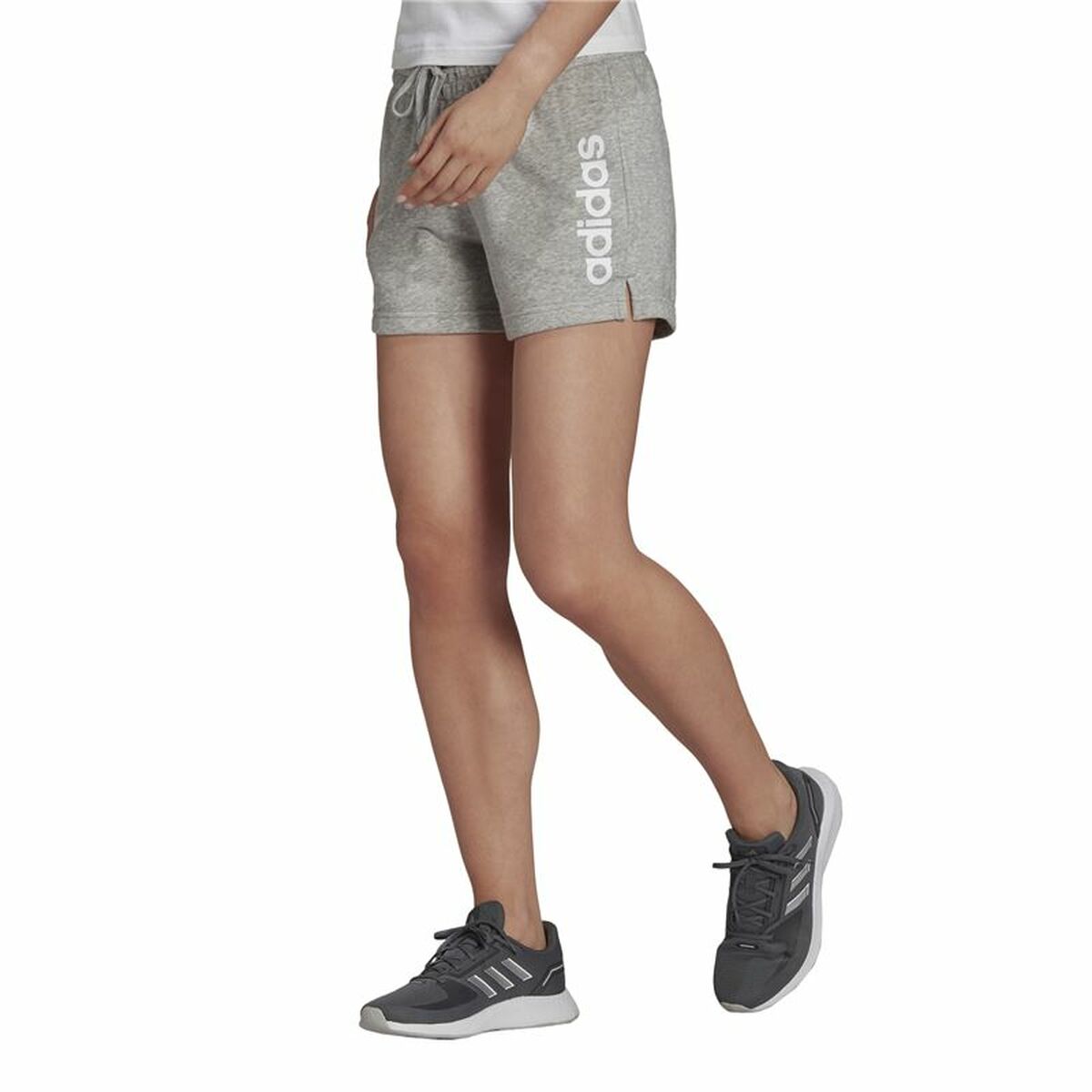 Sportshorts för kvinnor Adidas Essentials Slim Logo Grå - 2