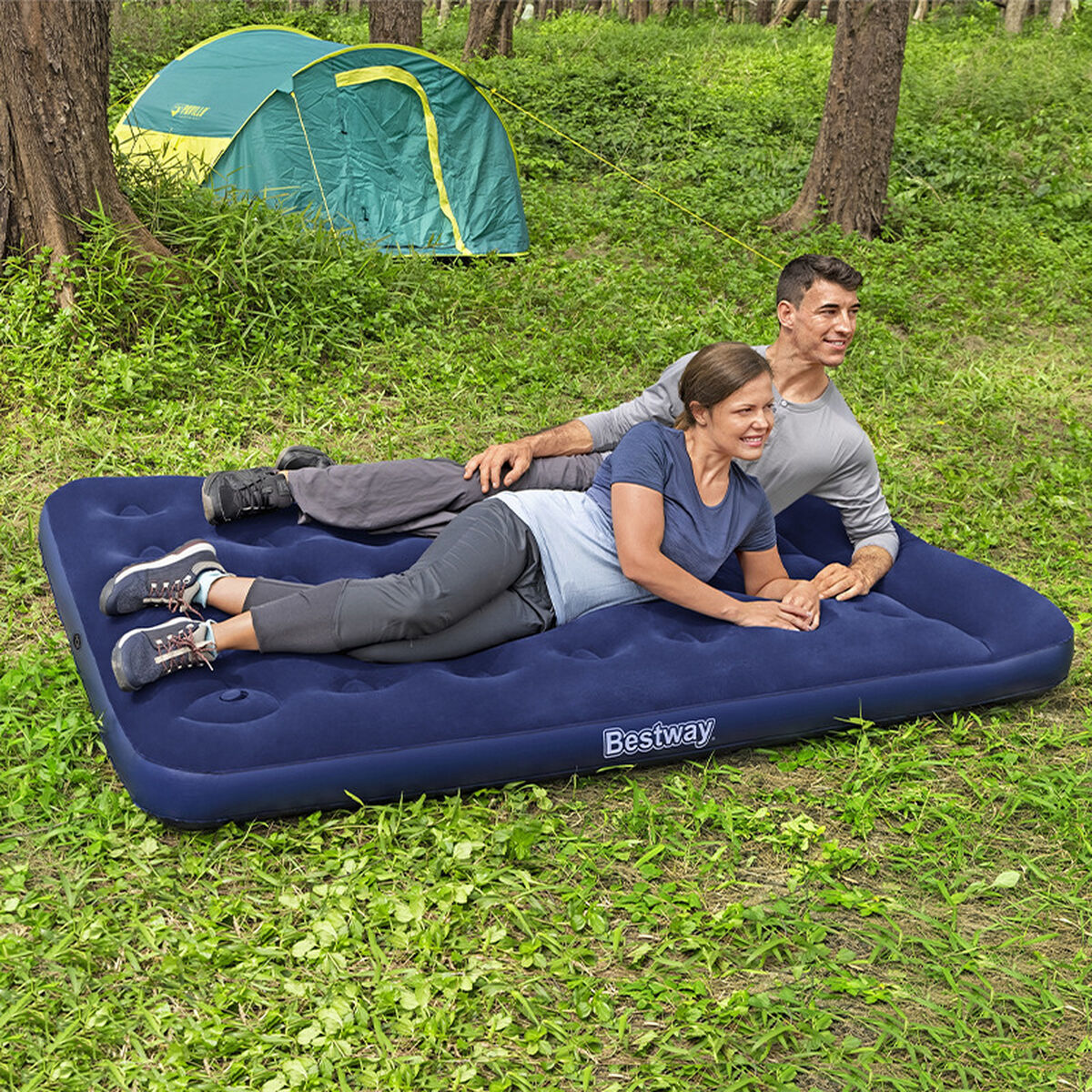 Bestway Dubbelsäng med Fotpump 191x137x28 cm Uppblåsbar och Camping 67225 - 3