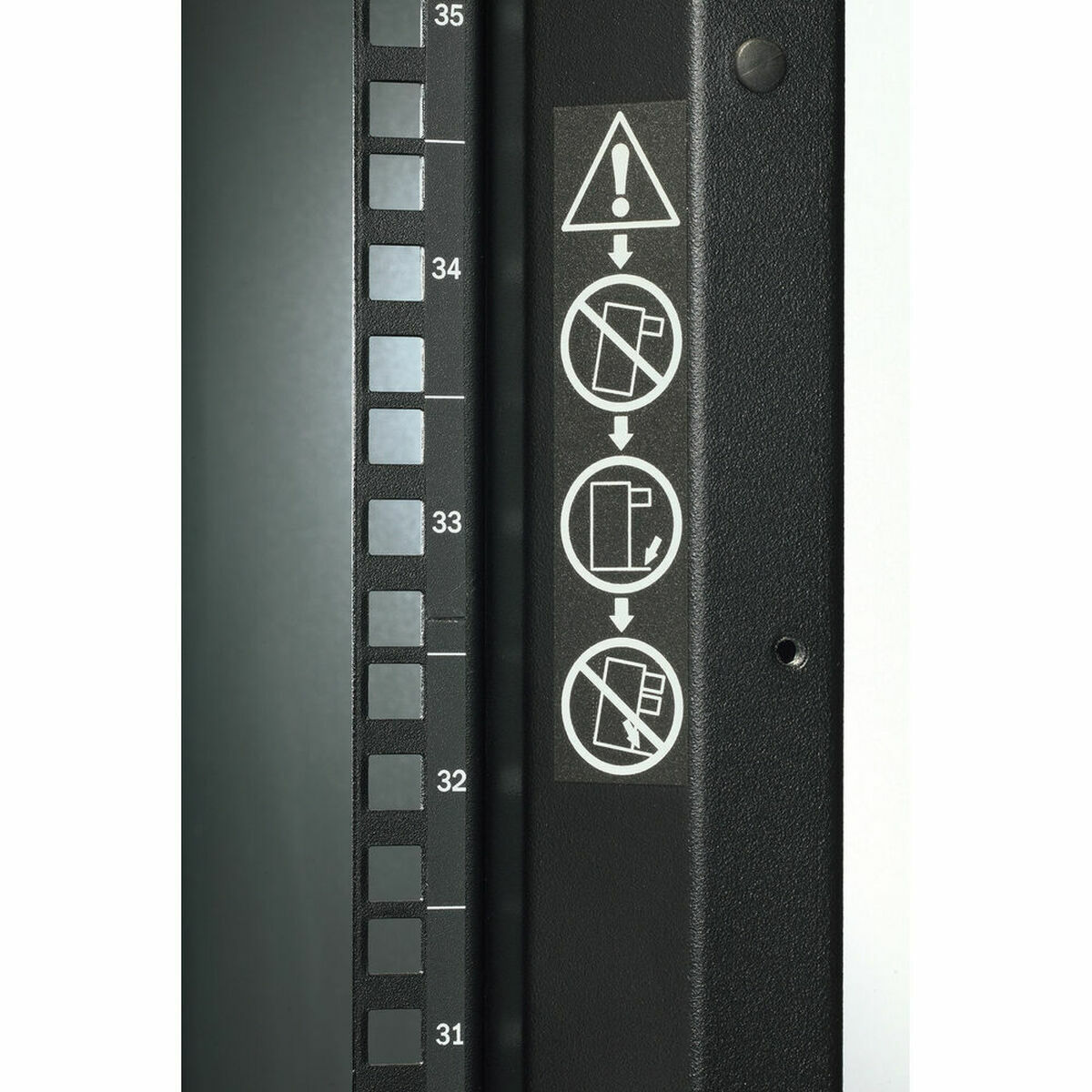 Väggrack APC AR3100 - 5