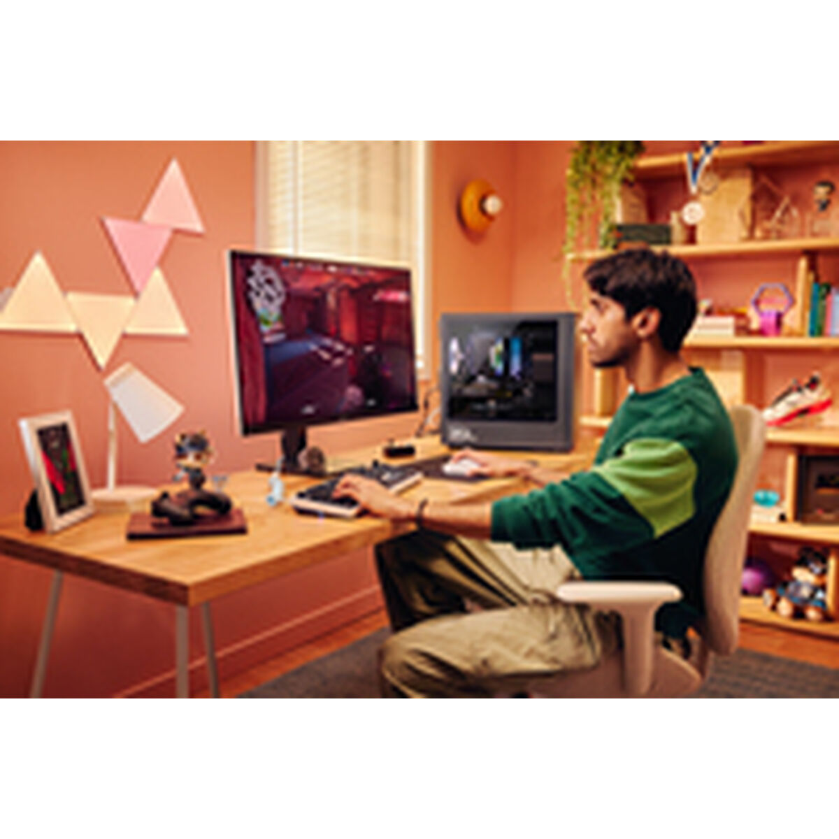 Bordsdator HP C24SFEA Intel Core i5-14400F 16 GB RAM 1 TB 16 GB 1 TB SSD geforce rtx 5060 - 2