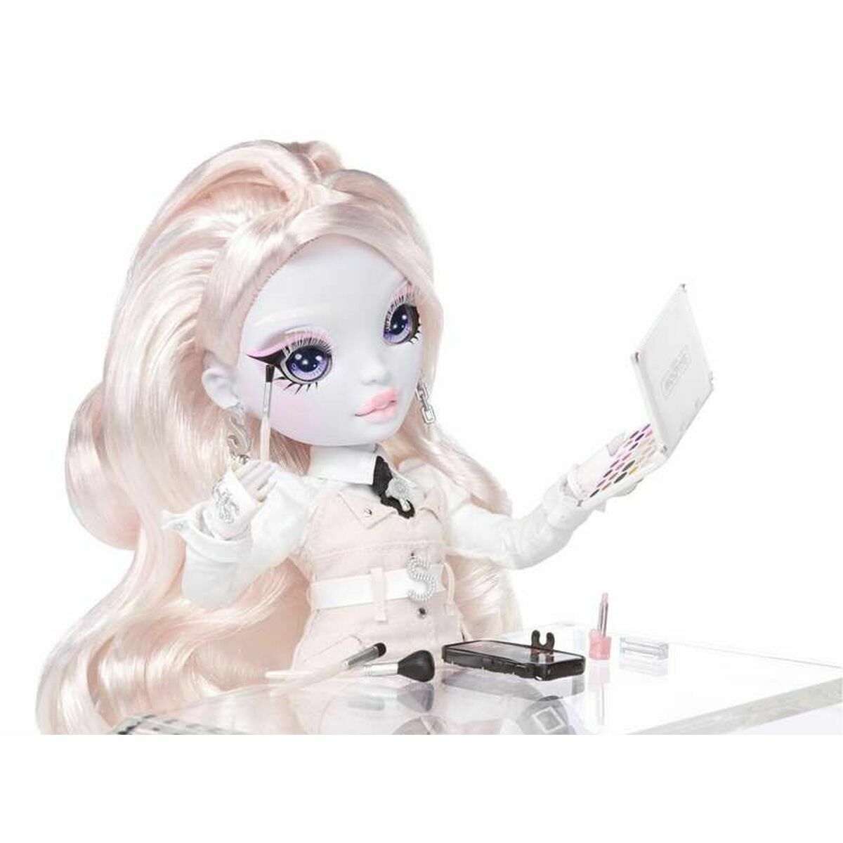 Docka Rainbow High Karla Choupette