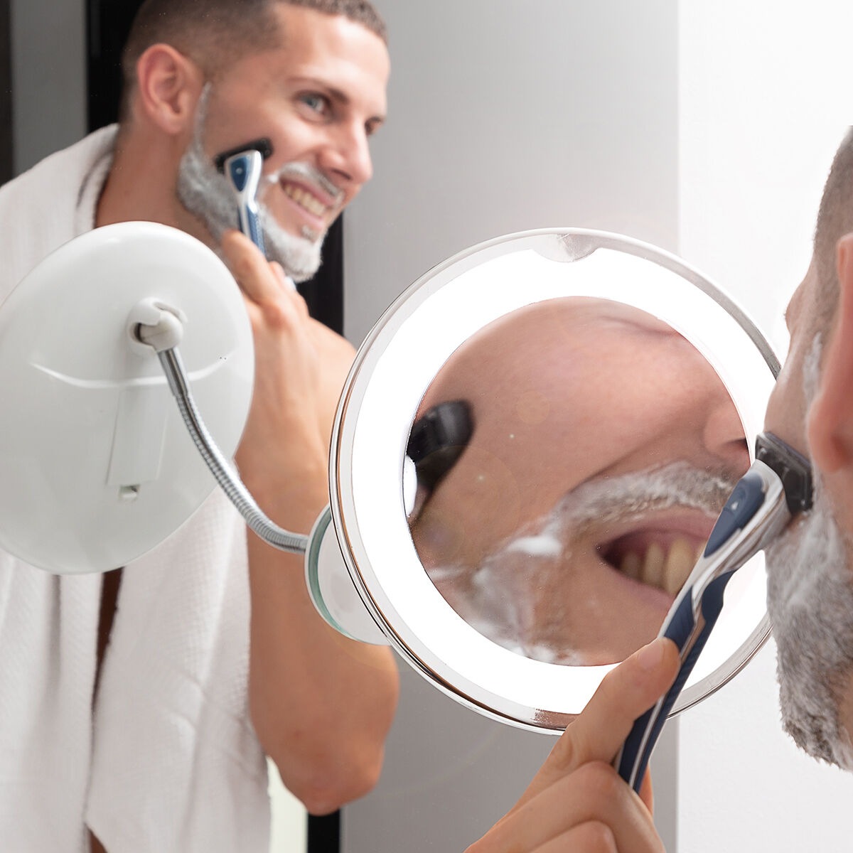 Förstoringsspegel med LED, rörlig arm och sugpropp Mizoom InnovaGoods - 10