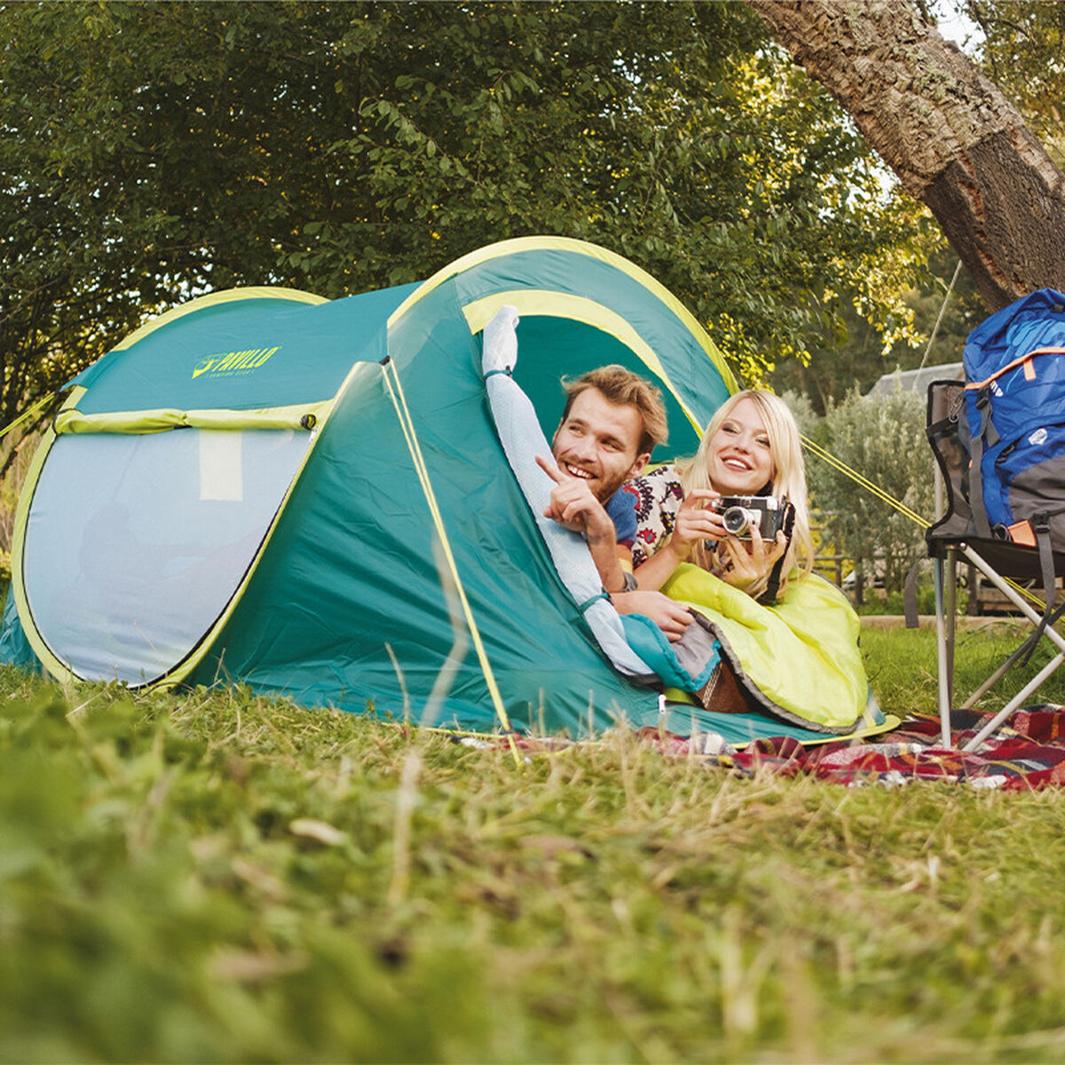 Bestway Polyester Fiberglass Tält 235x145x100 cm Camping 68086 - 3