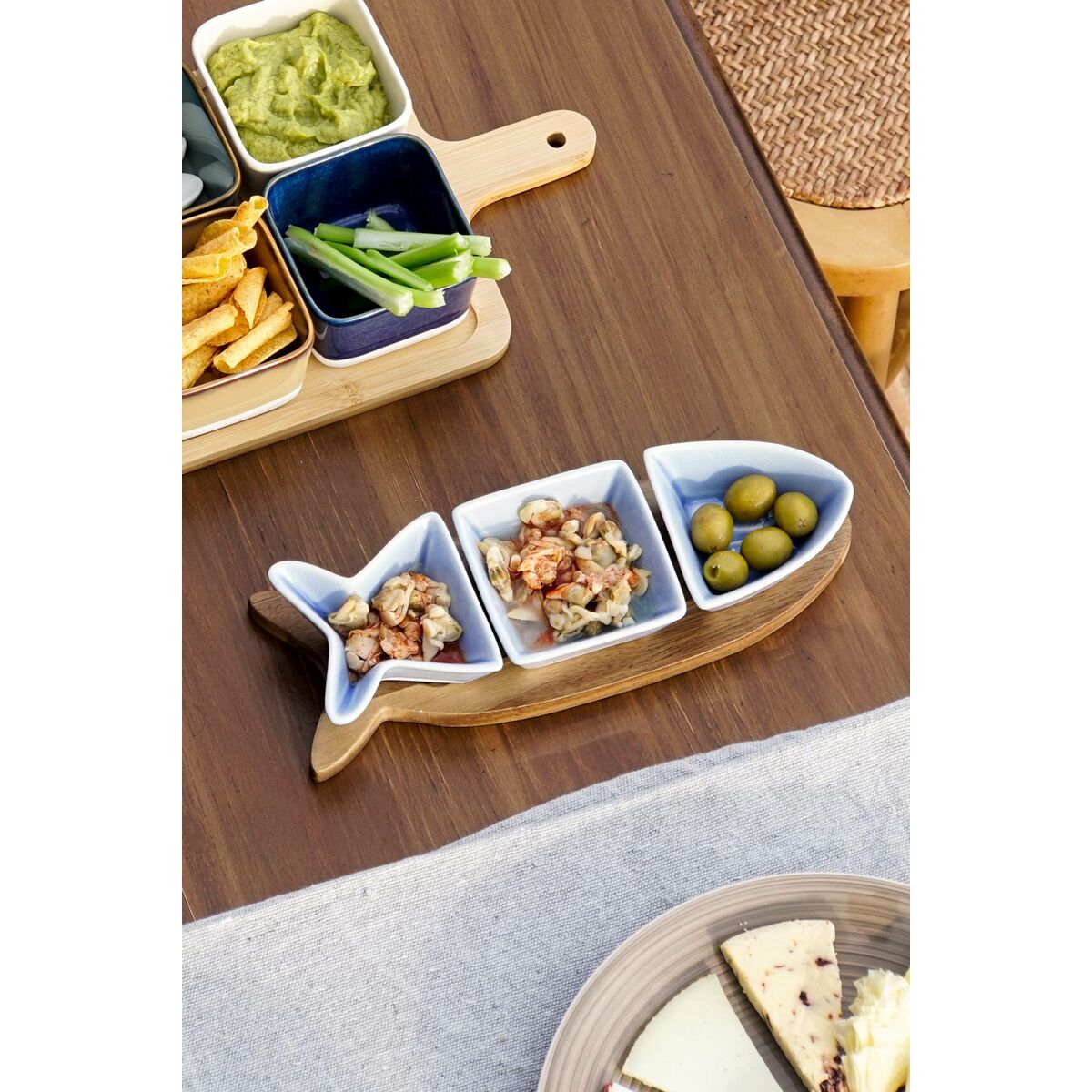 Tilltuggsset Home ESPRIT Blå Marinblå Porslin Akaciaträ Fisk Medelhavs 28 x 9,7 x 1,3 cm 4 Delar - 5