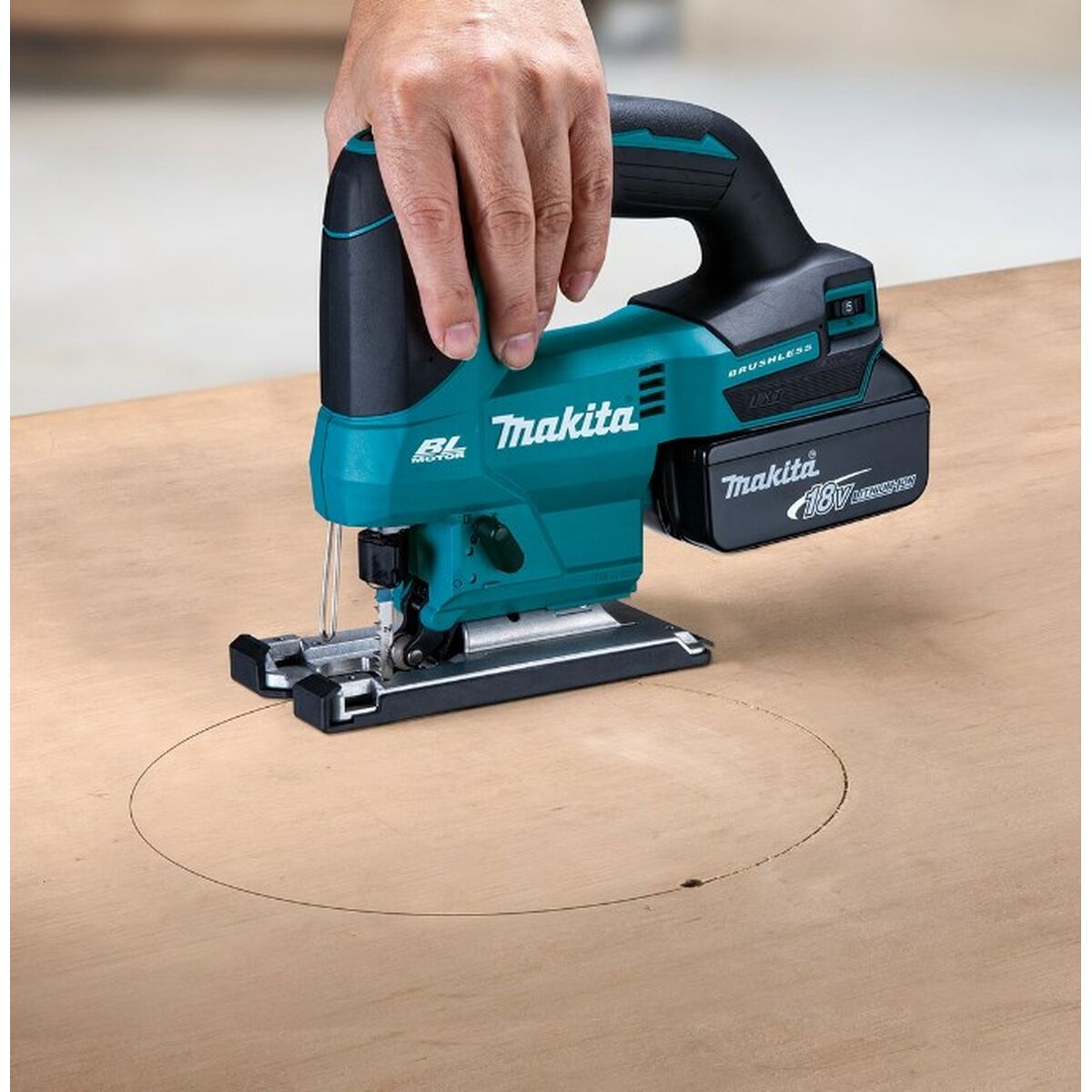 Sticksågar Makita DJV184Z 3000 spm 18 V - 3
